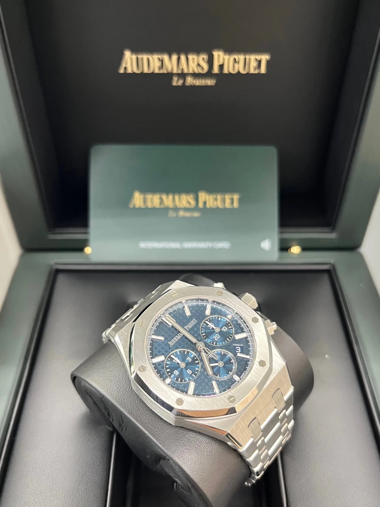 Audemars Piguet Royal Oak Selfwinding Chronograph Blue Dial (Ref 26715ST.OO.1356ST.01) - WatchesOff5thWatch
