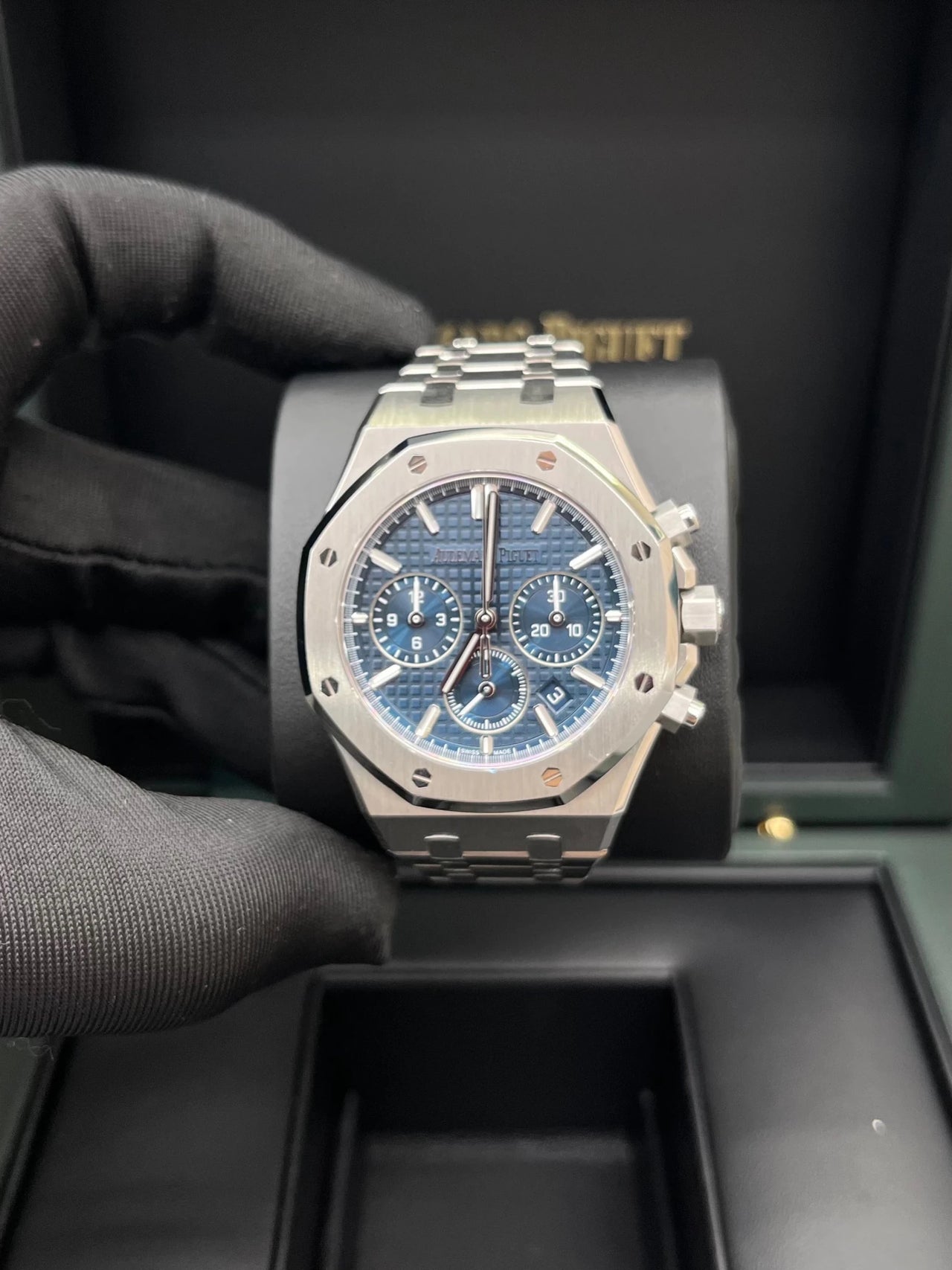 Audemars Piguet Royal Oak Selfwinding Chronograph Blue Dial (Ref 26715ST.OO.1356ST.01) - WatchesOff5thWatch