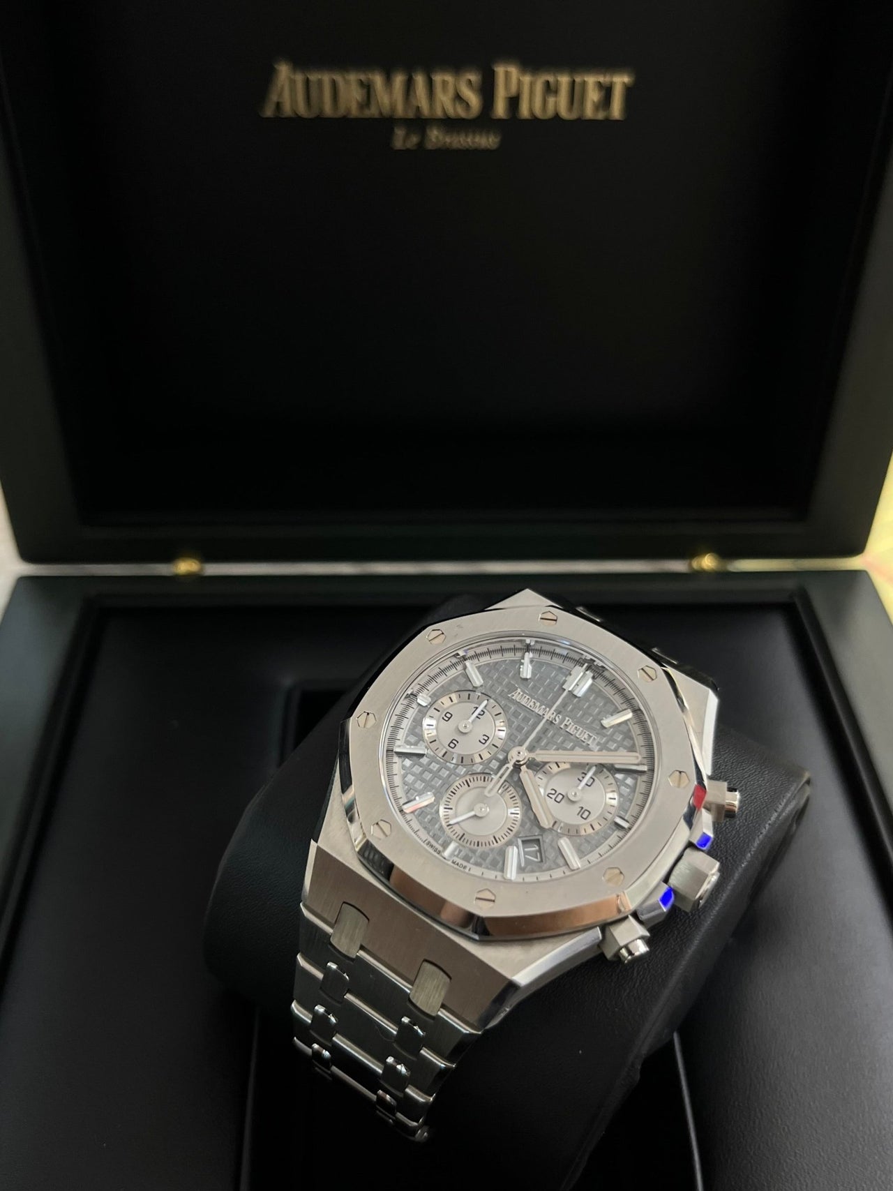 Audemars Piguet Royal Oak Selfwinding Chronograph (Ref 26715ST.OO.1356ST.02) - WatchesOff5thWatch