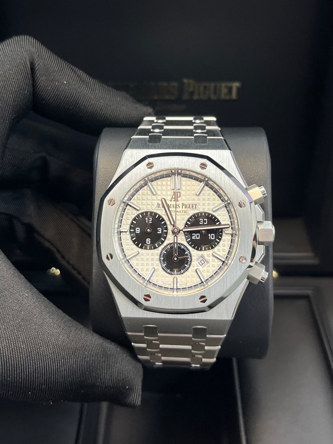 Audemars Piguet Royal Oak Selfwinding Chronograph/ Stainless Steel/ Panda Dials (Ref#26331ST.OO.1220ST.03) - WatchesOff5thWatch