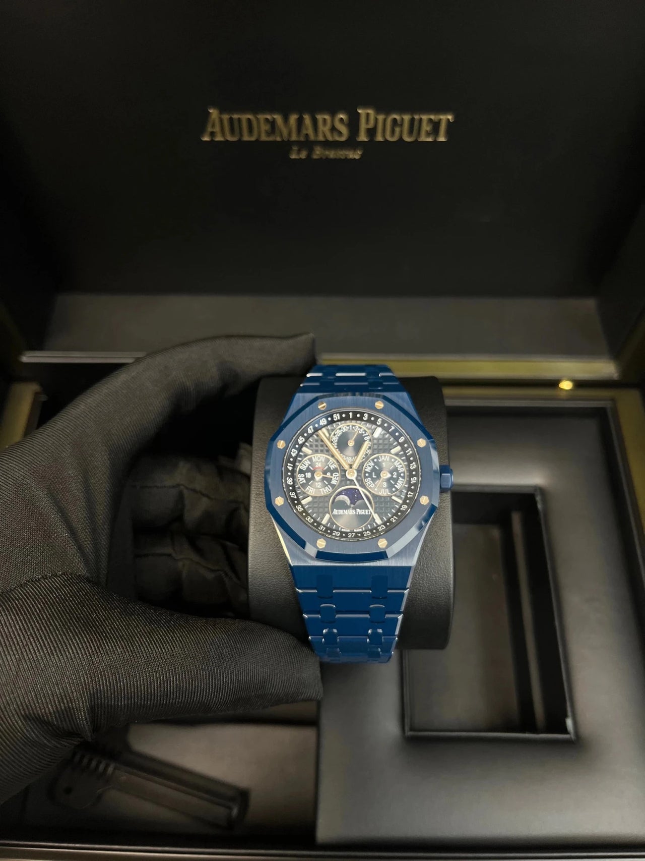 Audemars Piguet Royal Oak Selfwinding Perpetual Calendar 41mm Bleu Nuit Ceramic Blue Dial Fixed Bezel (Ref 26674CD.OO.1225CD.01) - WatchesOff5thWatch