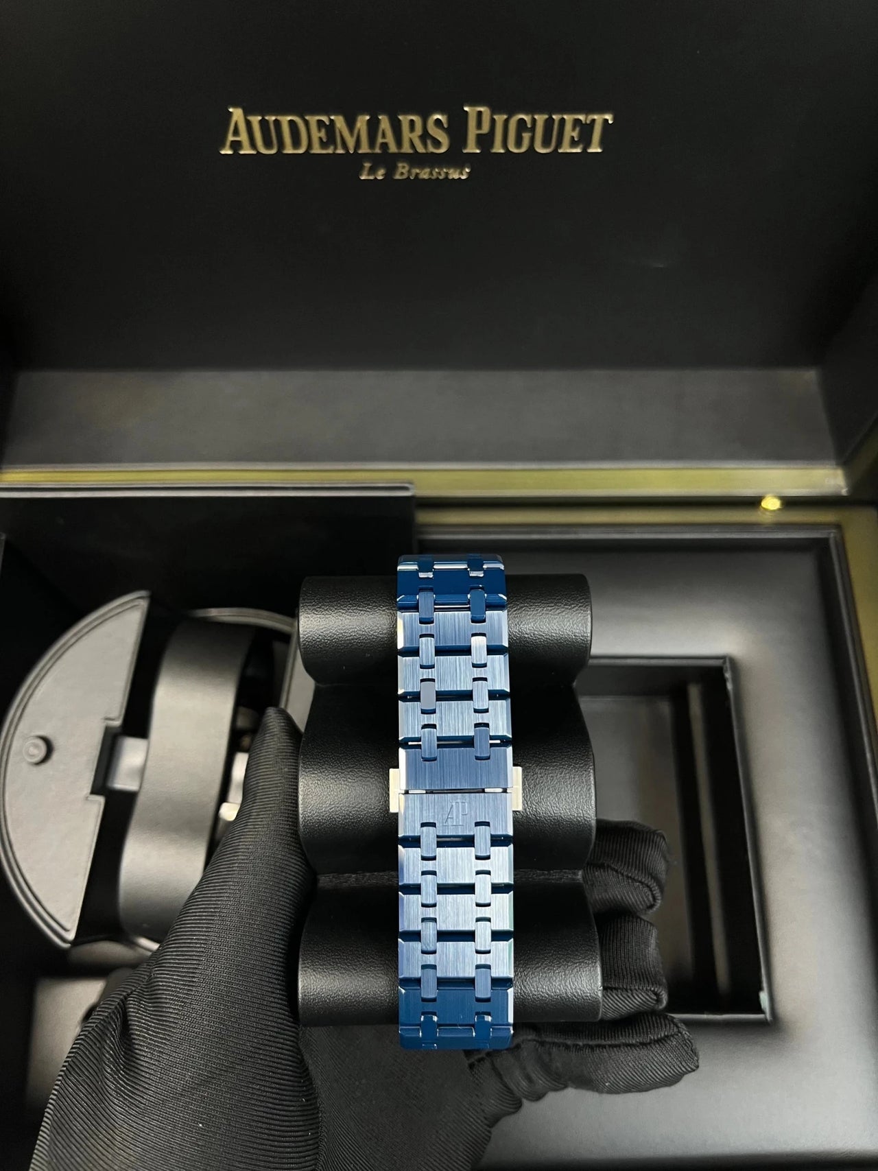 Audemars Piguet Royal Oak Selfwinding Perpetual Calendar 41mm Bleu Nuit Ceramic Blue Dial Fixed Bezel (Ref 26674CD.OO.1225CD.01) - WatchesOff5thWatch