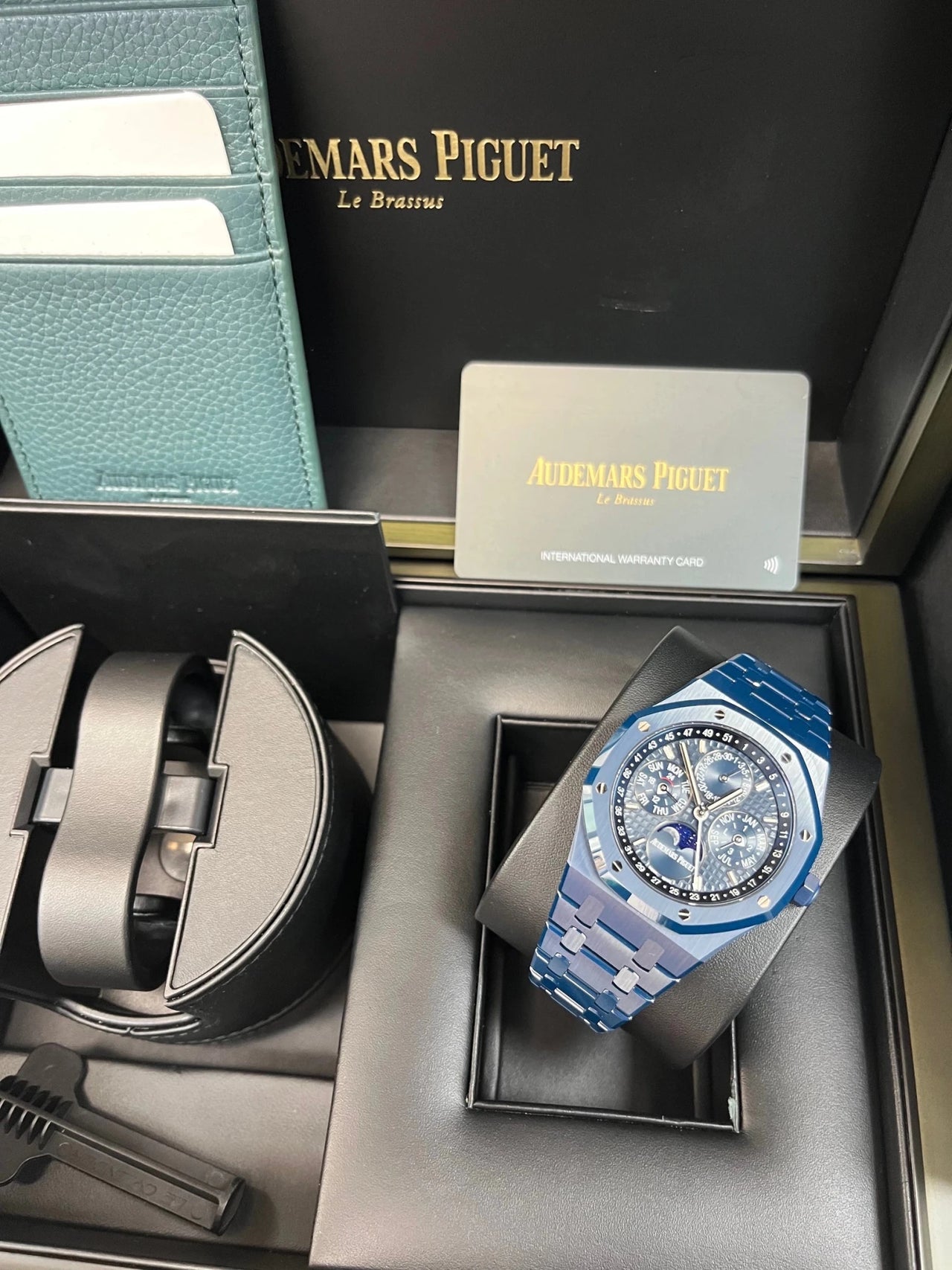 Audemars Piguet Royal Oak Selfwinding Perpetual Calendar 41mm Bleu Nuit Ceramic Blue Dial Fixed Bezel (Ref 26674CD.OO.1225CD.01) - WatchesOff5thWatch