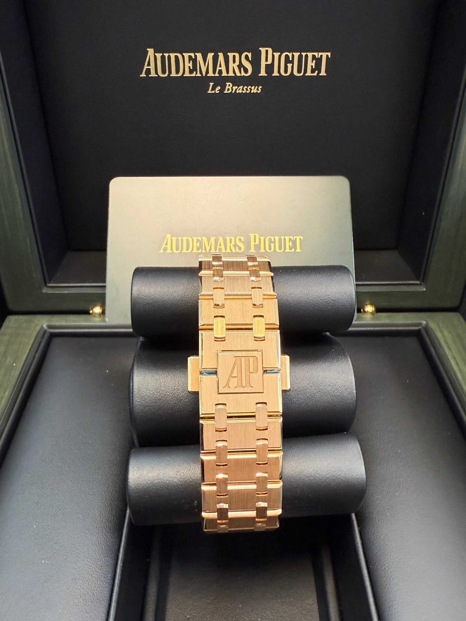 Audemars Piguet Royal Oak Selfwinding ( Ref# 15551OR.ZZ.1356OR.04