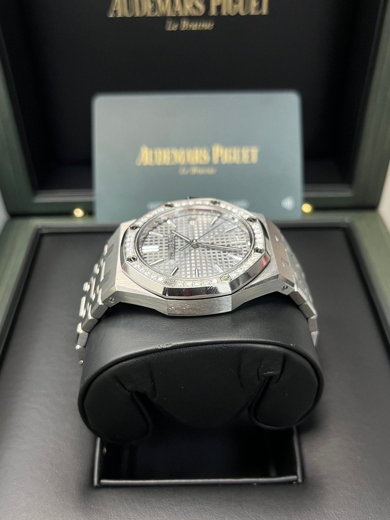 Audemars Piguet Royal Oak Selfwinding (Ref 15551ST.ZZ.1356ST.06) - WatchesOff5thWatch