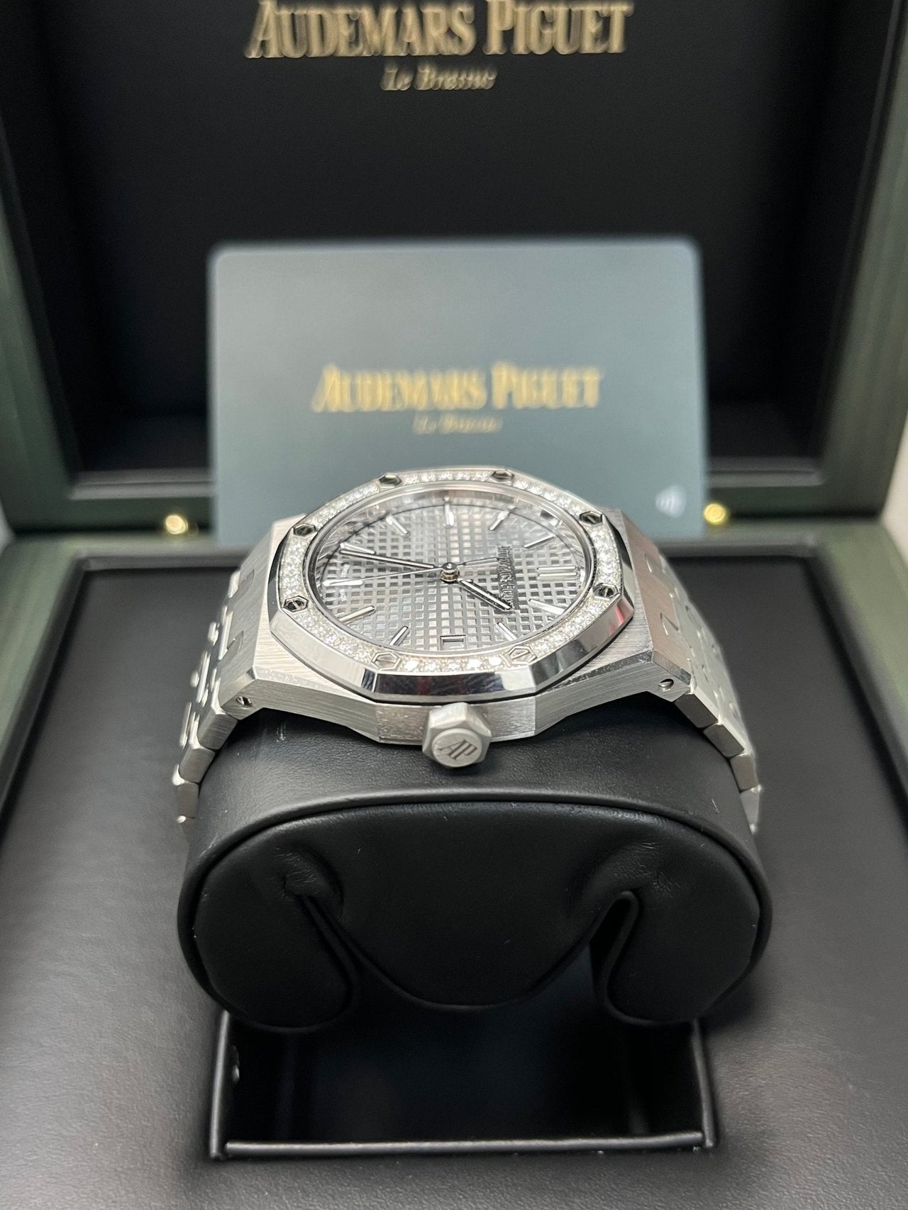 Audemars Piguet Royal Oak Selfwinding (Ref 15551ST.ZZ.1356ST.06) - WatchesOff5thWatch