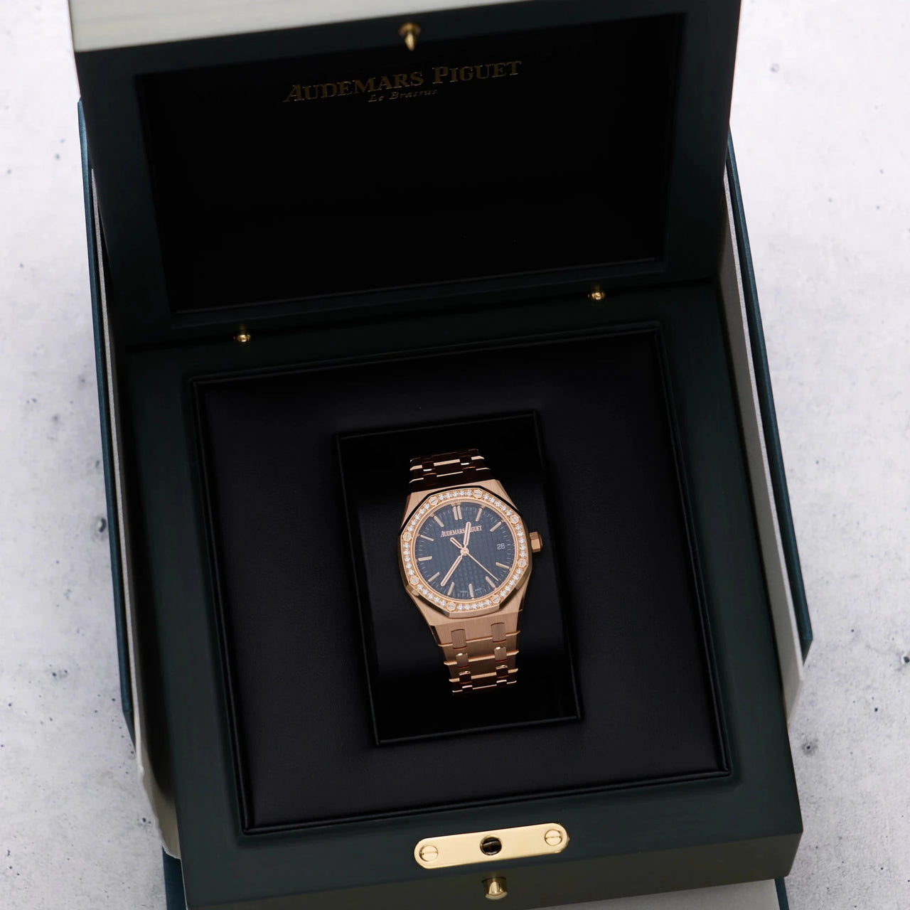 Audemars Piguet Royal Oak Selfwinding (Ref 77451OR.ZZ.1361OR.04) 2022 - WatchesOff5thWatch