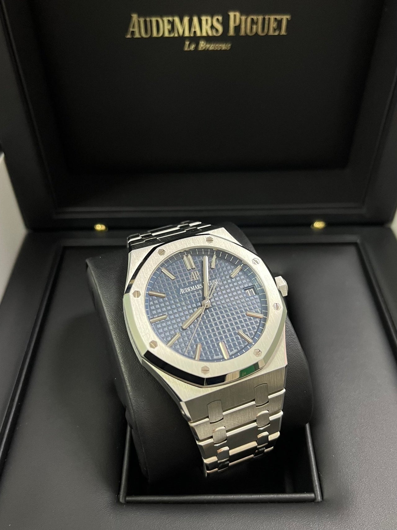 Audemars Piguet Royal Oak Selfwinding/ Stainless Steel/ Blue Dial (Ref#15500ST.OO.1220ST.01) - WatchesOff5thWatch