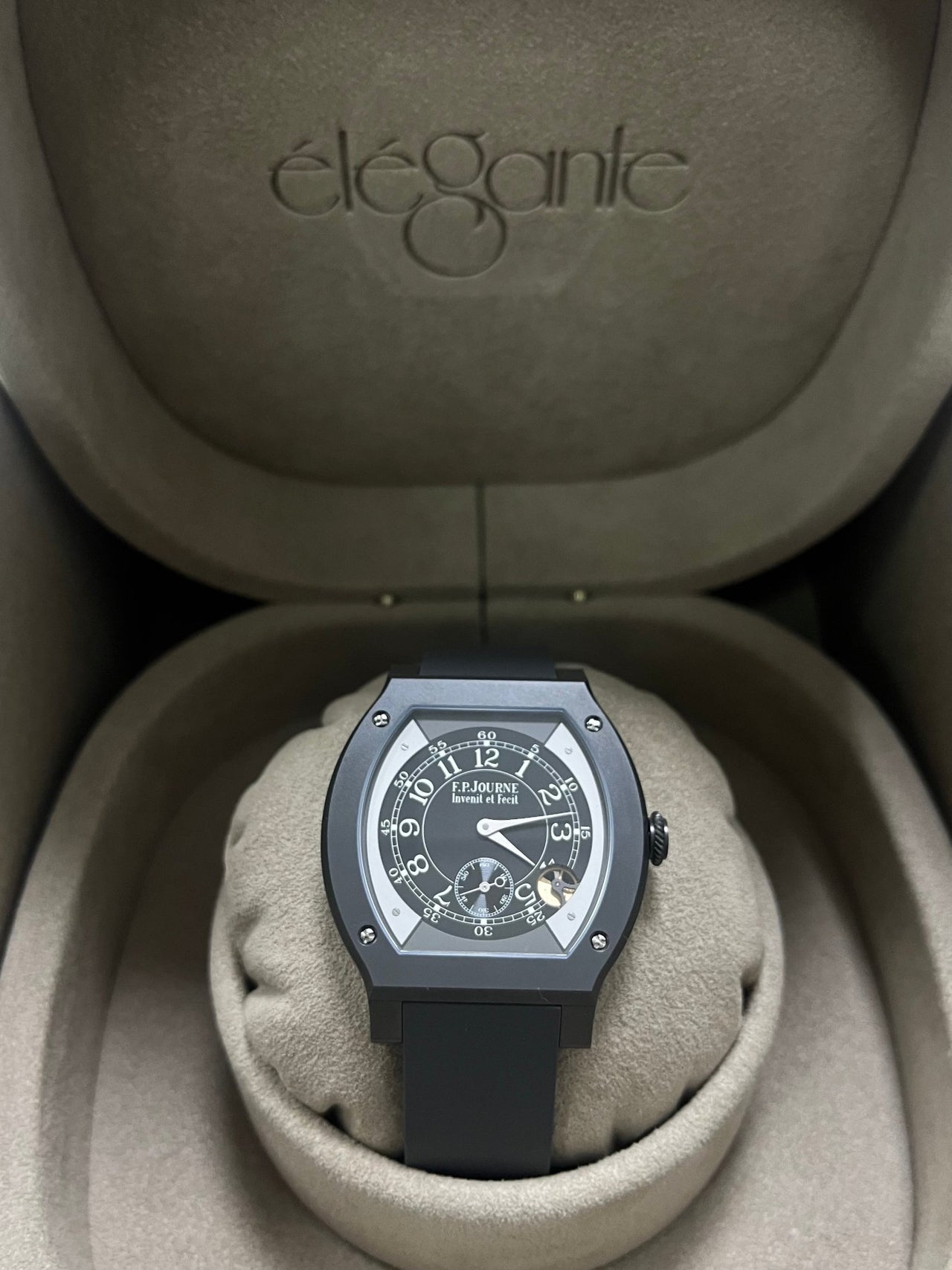 F.P.Journe Élégante TITALYT - Ref. ELHT Calibre 1210 - WatchesOff5th