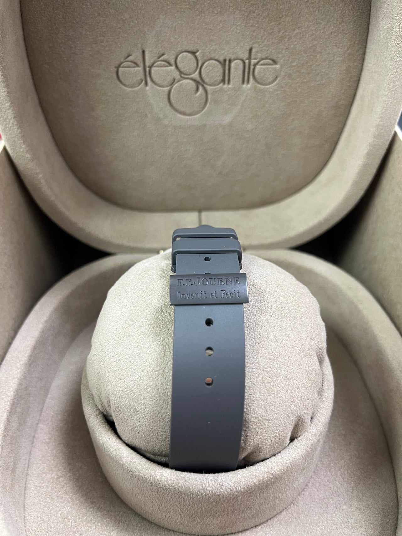 F.P.Journe Élégante TITALYT - Ref. ELHT Calibre 1210 - WatchesOff5th