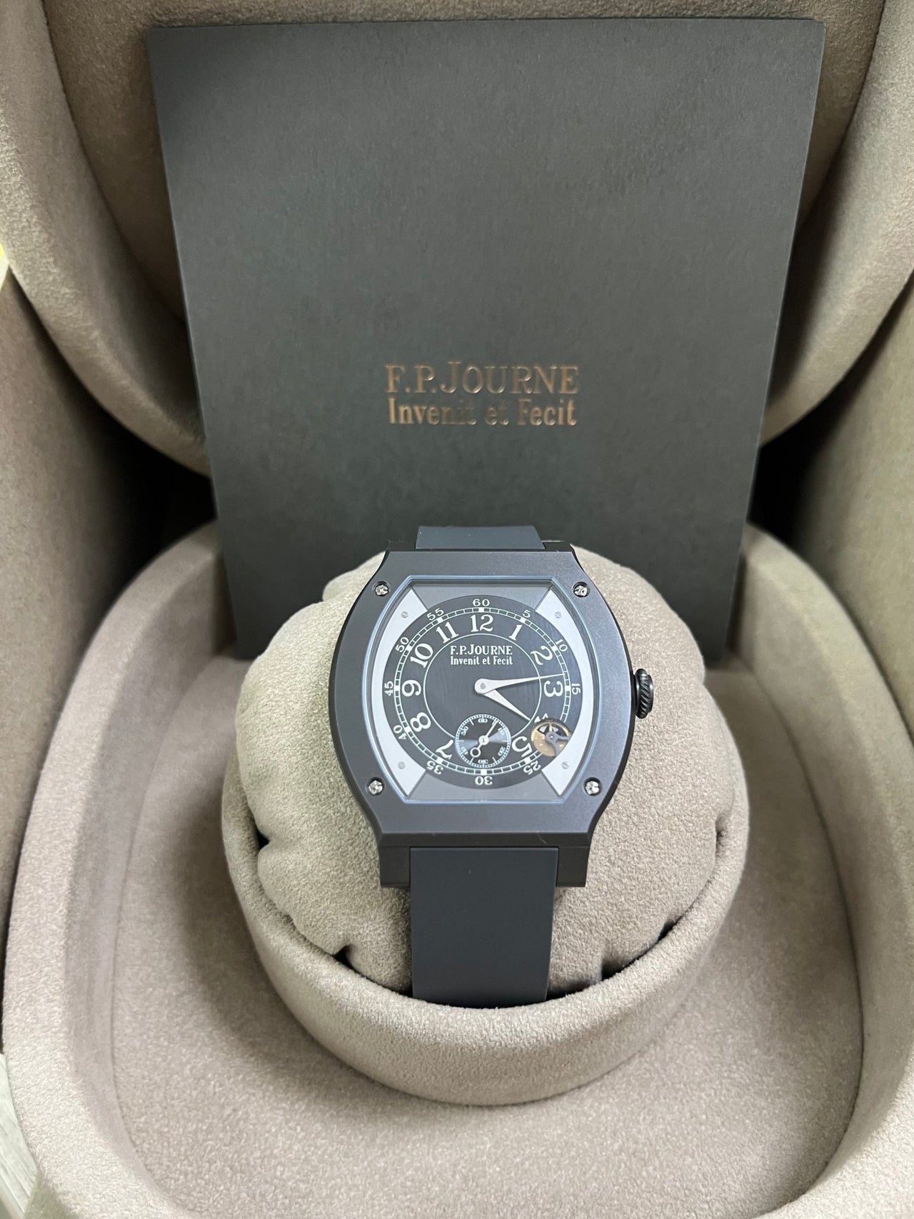 F.P.Journe Élégante TITALYT - Ref. ELHT Calibre 1210 - WatchesOff5th