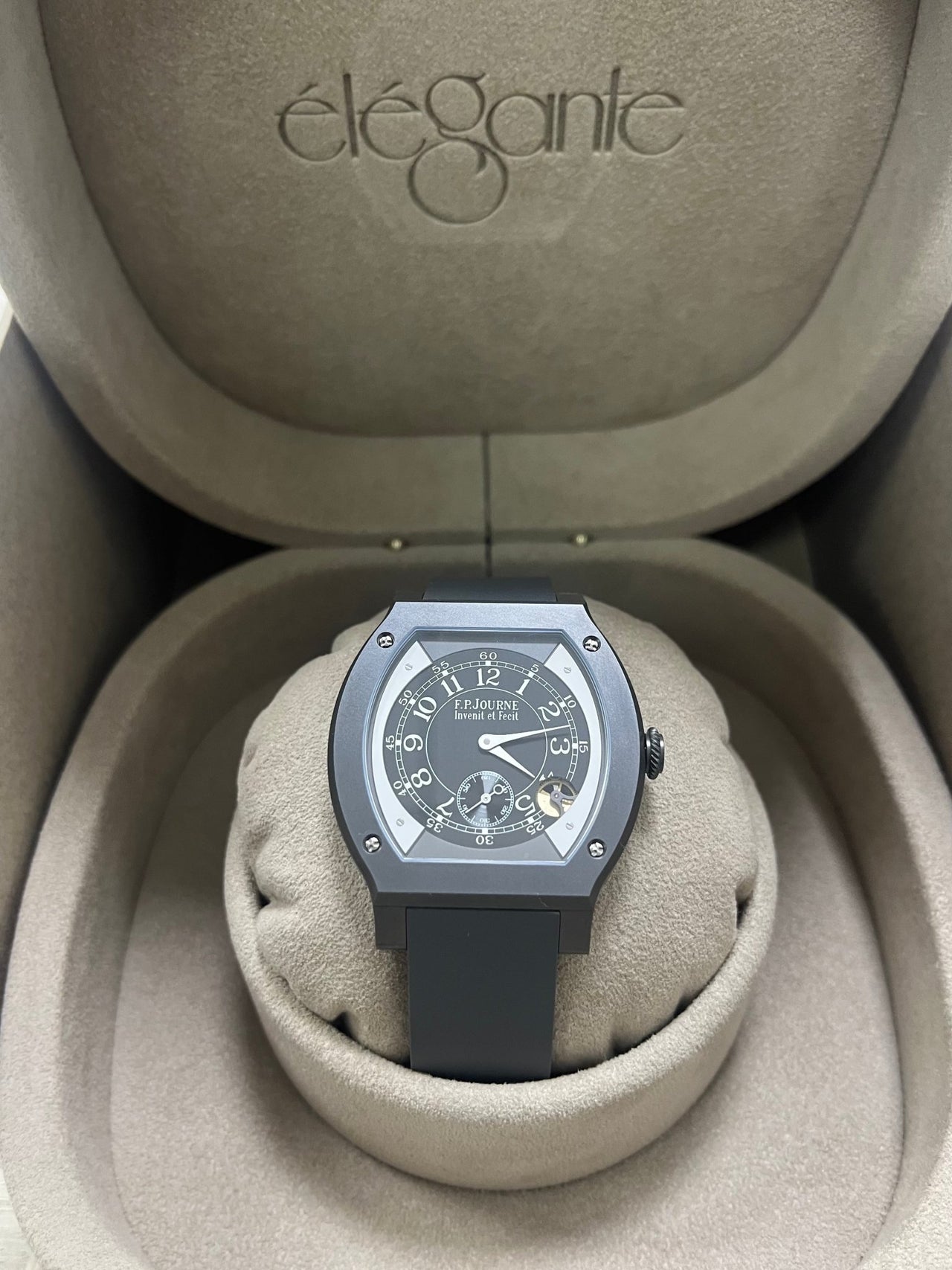 F.P.Journe Élégante TITALYT - Ref. ELHT Calibre 1210 - WatchesOff5th
