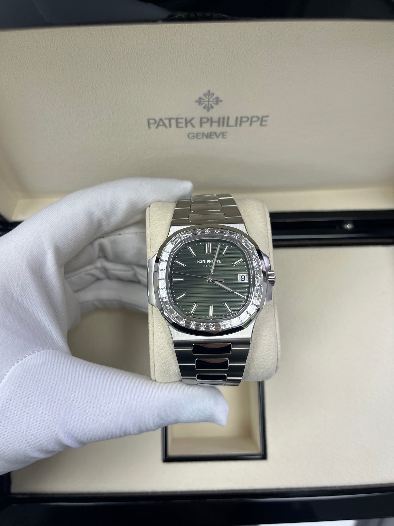 Patek Philippe Nautilus Green Dial Ref # 5711/1300A-001