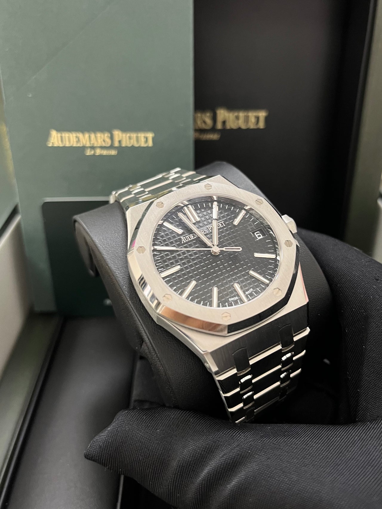 Audemars Piguet Royal Oak Selfwinding Black Dial 15510ST.OO.1320ST.07