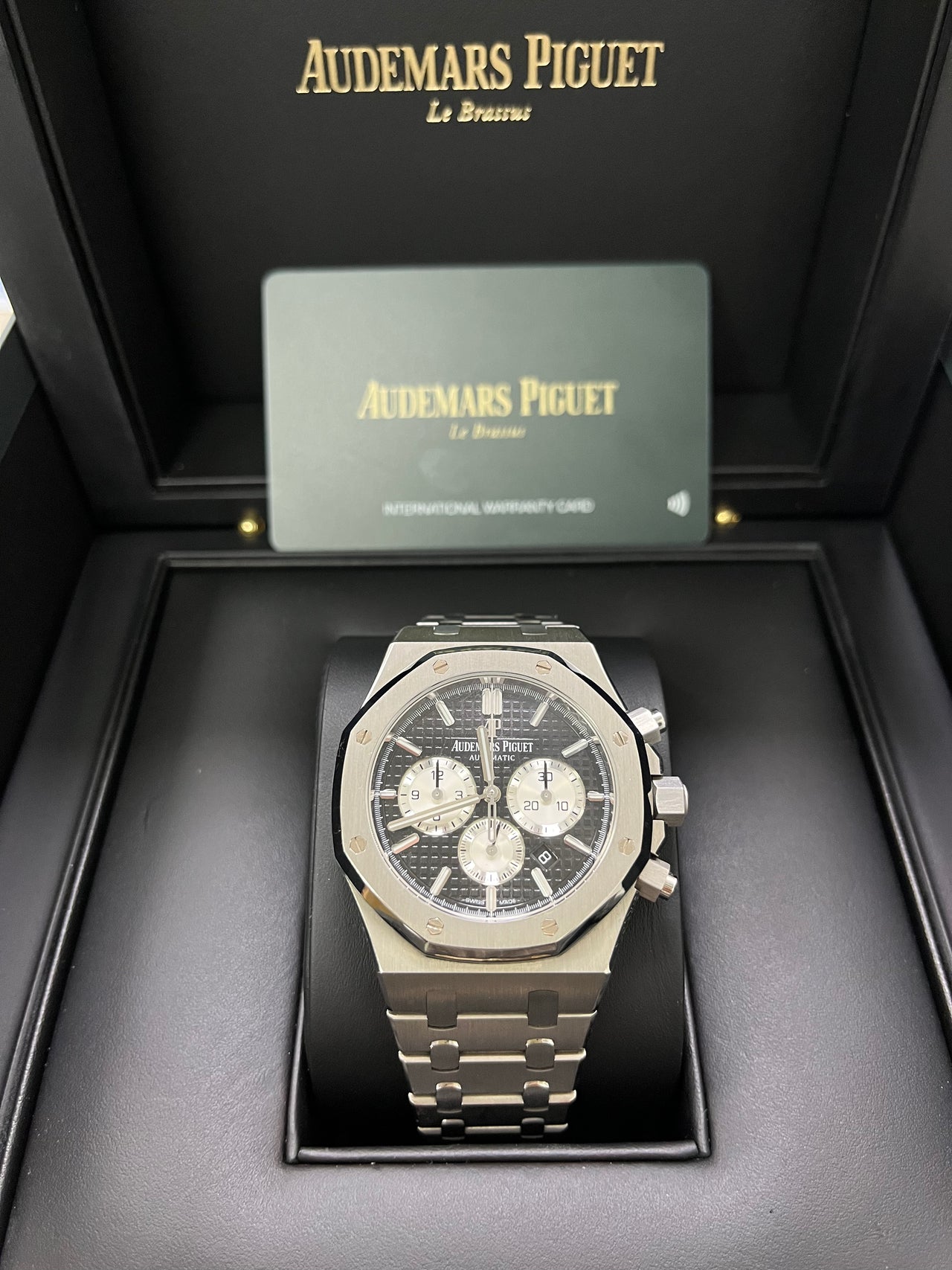 Audemars Piguet Royal Oak Selfwinding Chronograph/ Stainless Steel/ Black Dial/ White Sub-Dials (Ref#26331ST.OO.1220ST.02)