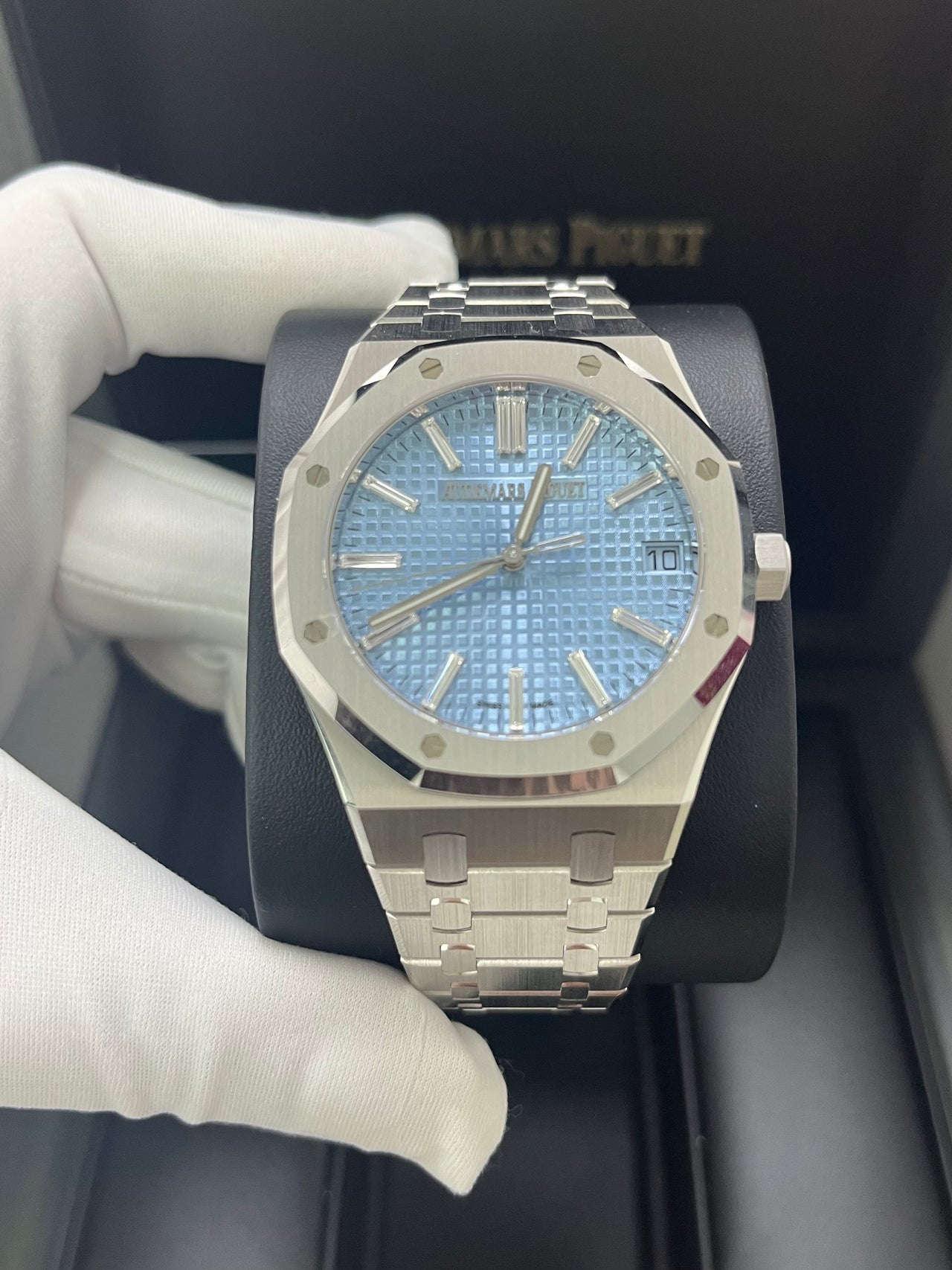 Audemars Piguet Royal Oak Limited Edition of 100 Ice Blue Baguette Dial 15510BC.OO.1320BC.01