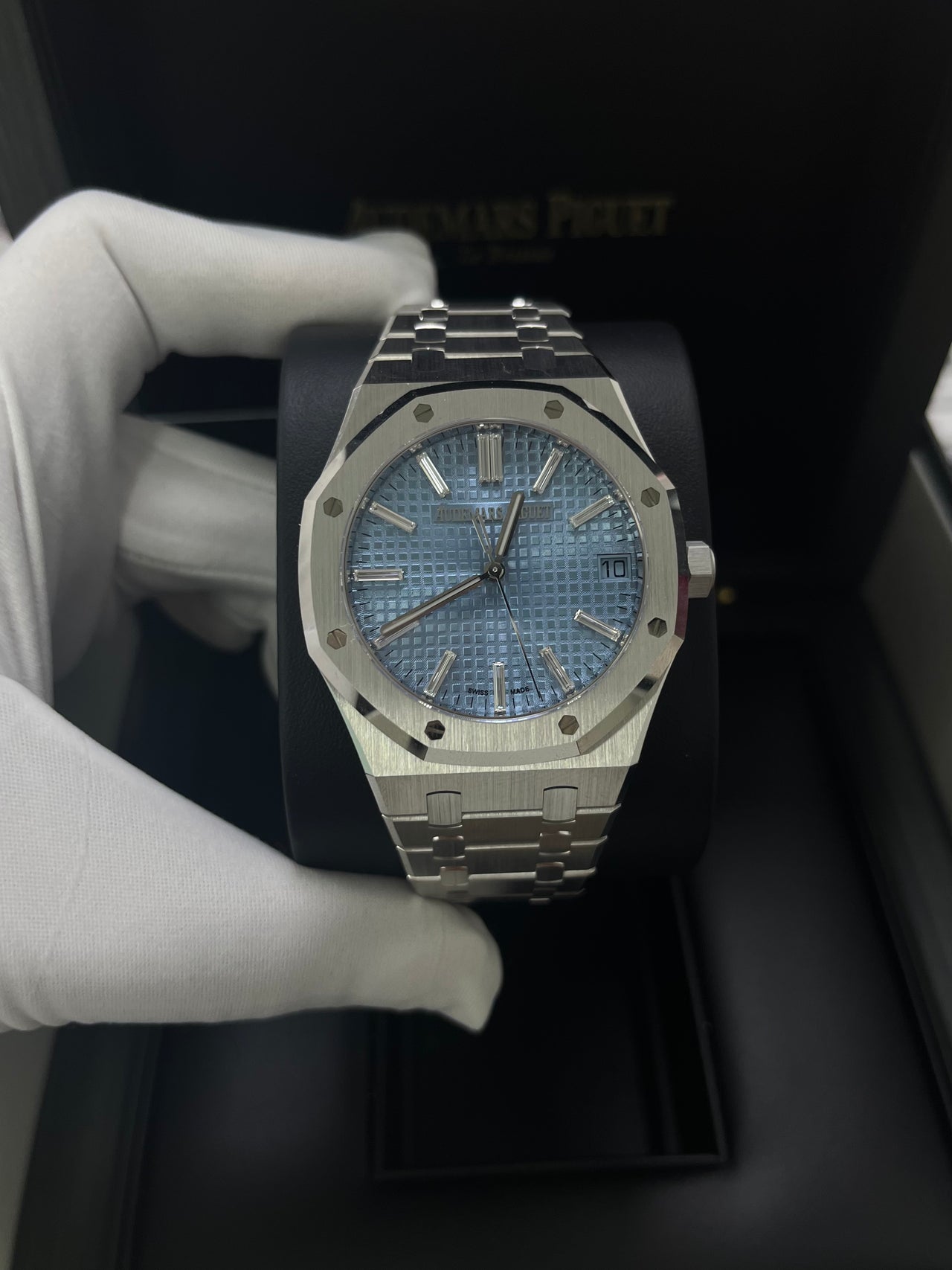 Audemars Piguet Royal Oak Limited Edition of 100 Ice Blue Baguette Dial 15510BC.OO.1320BC.01