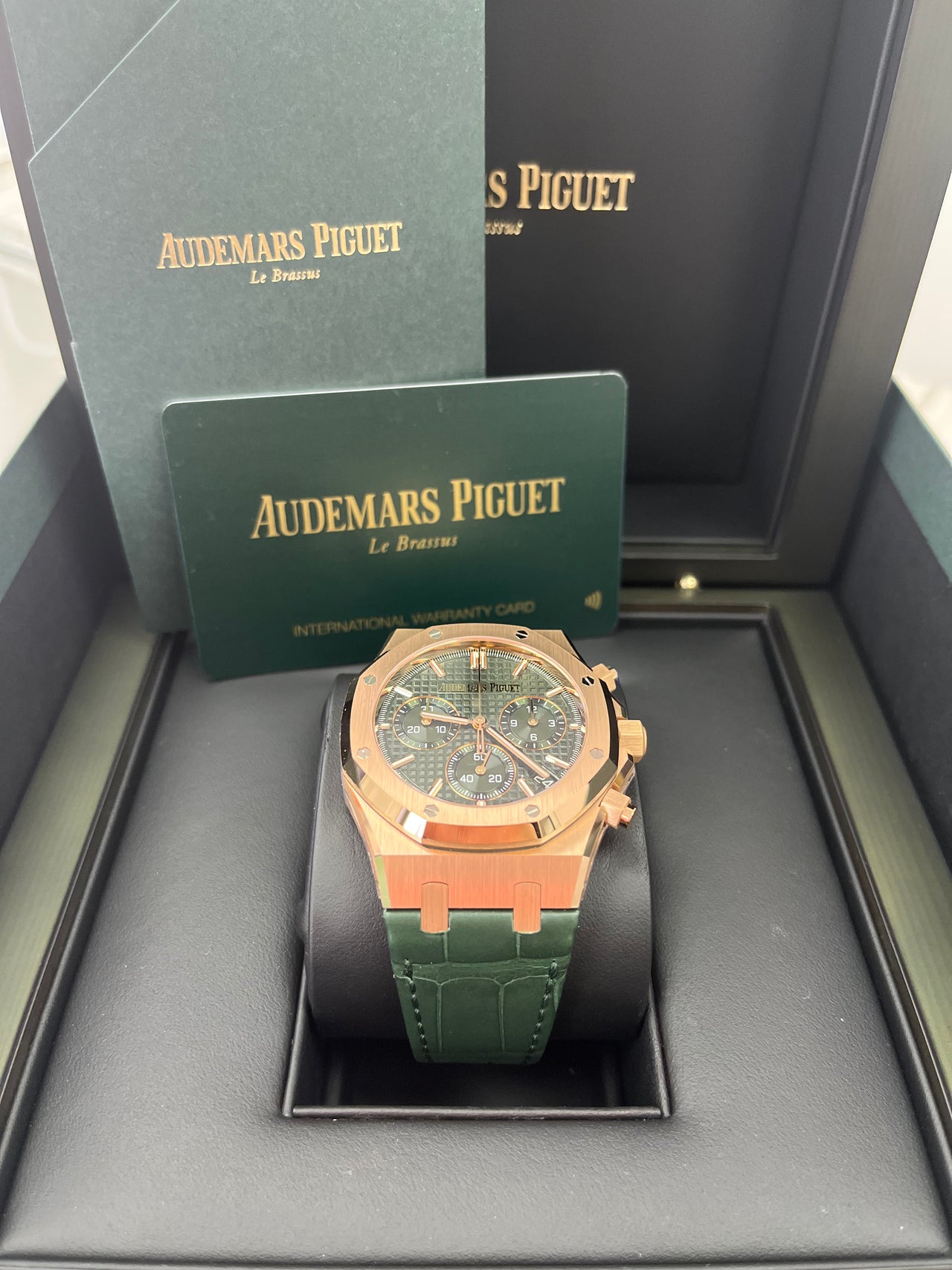 Audemars Piguet Royal Oak Chronograph Green Dial 26240OR.OO.D404CR.02