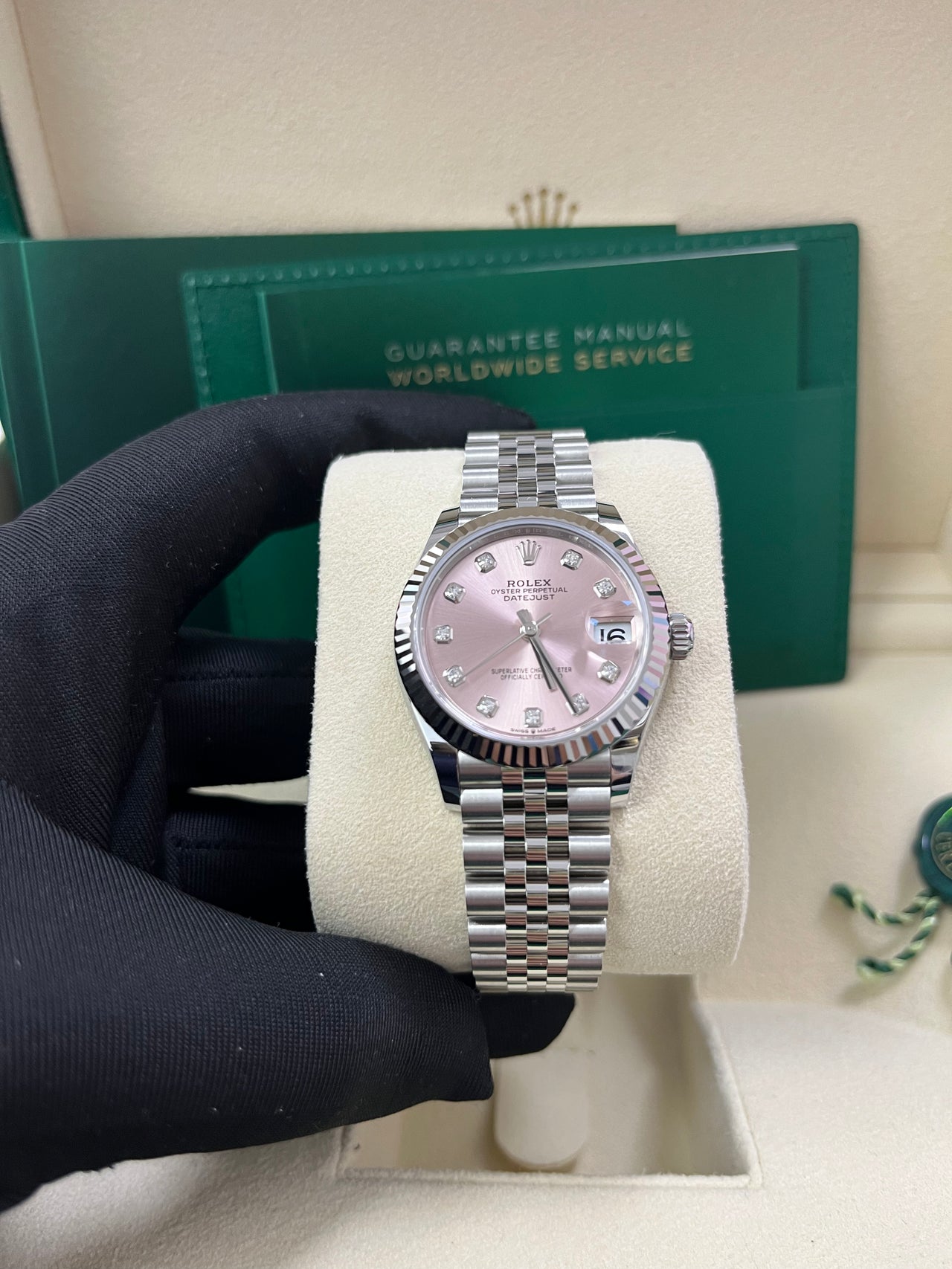 Rolex Datejust 31 Fluted Bezel Pink Diamond Dial Jubilee Bracelet 278274