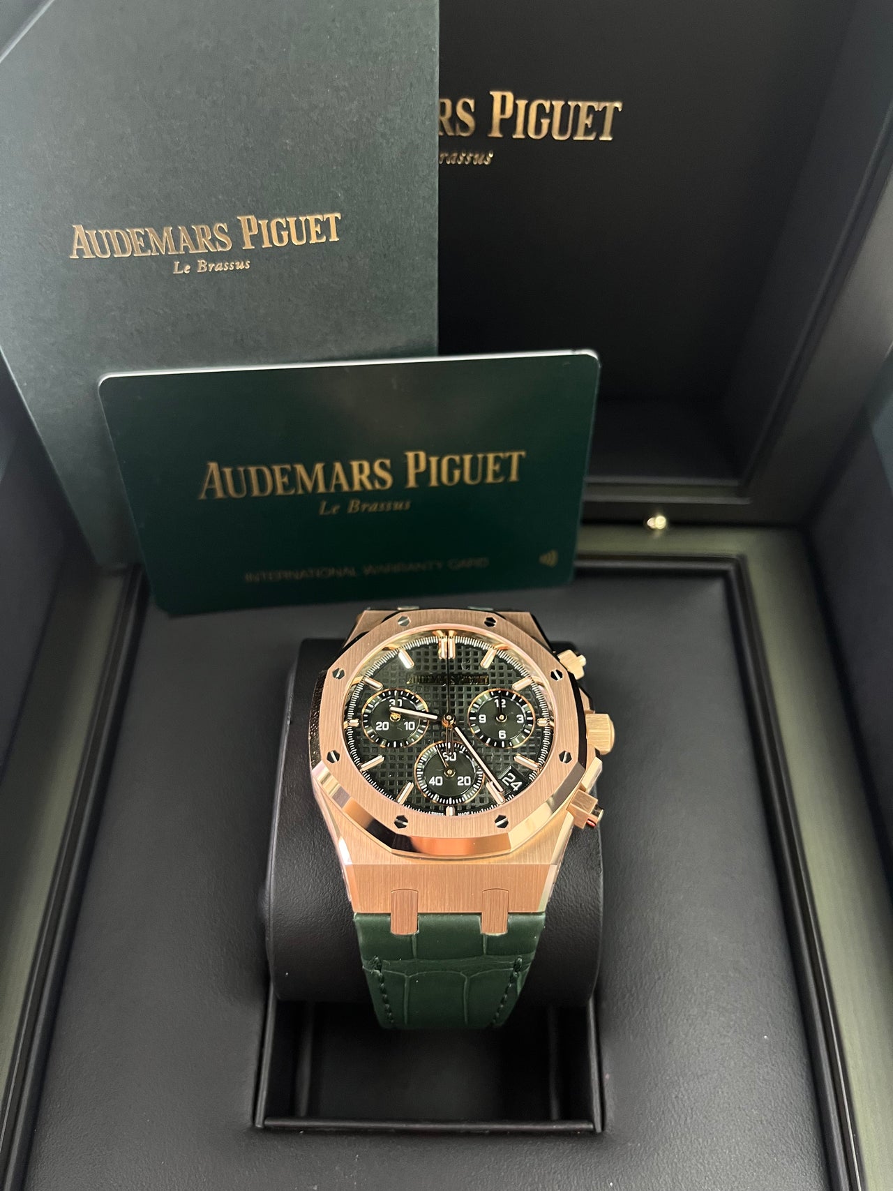 Audemars Piguet Royal Oak Chronograph Green Dial 26240OR.OO.D404CR.02