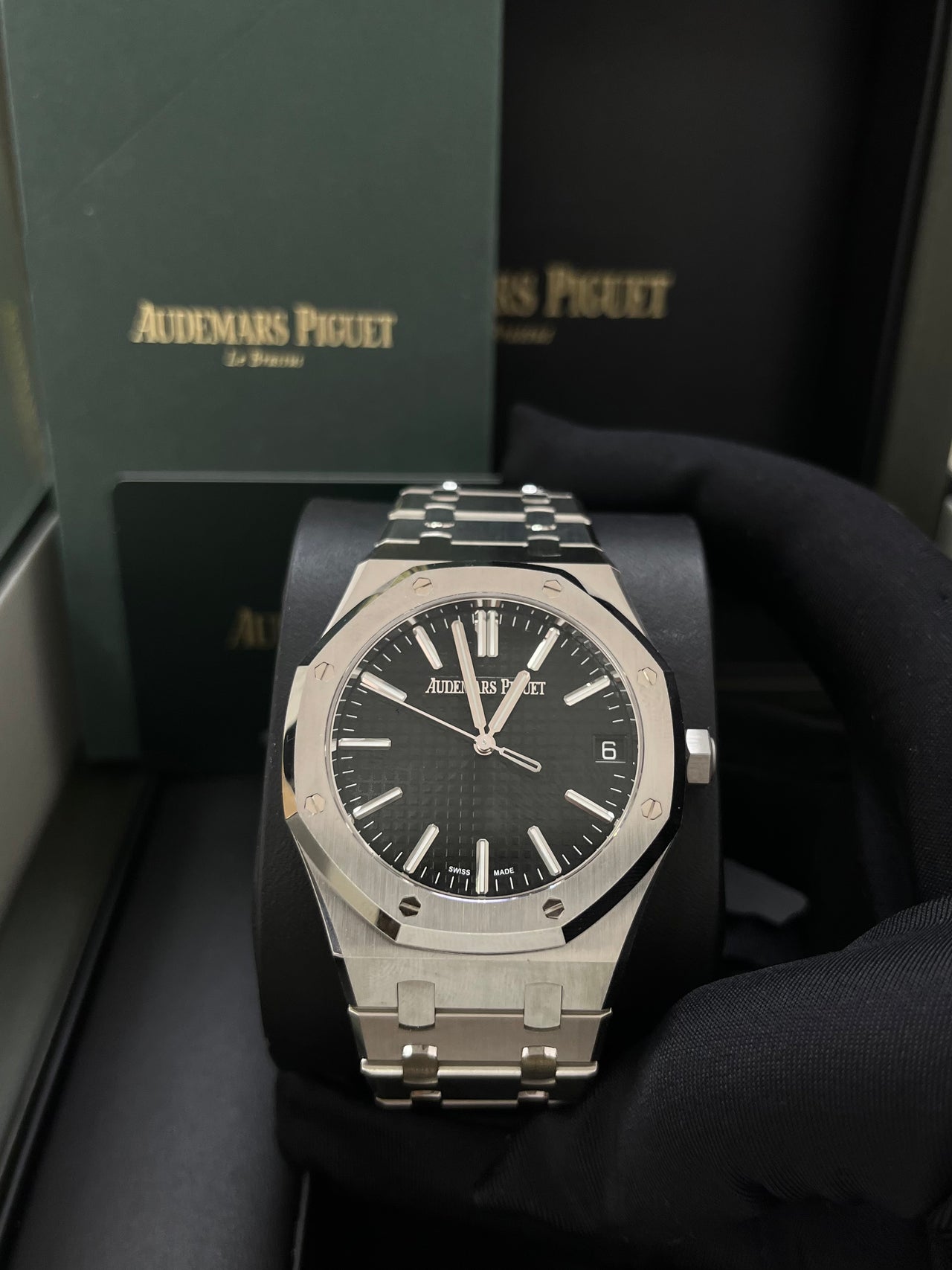 Audemars Piguet Royal Oak Selfwinding Black Dial 15510ST.OO.1320ST.07