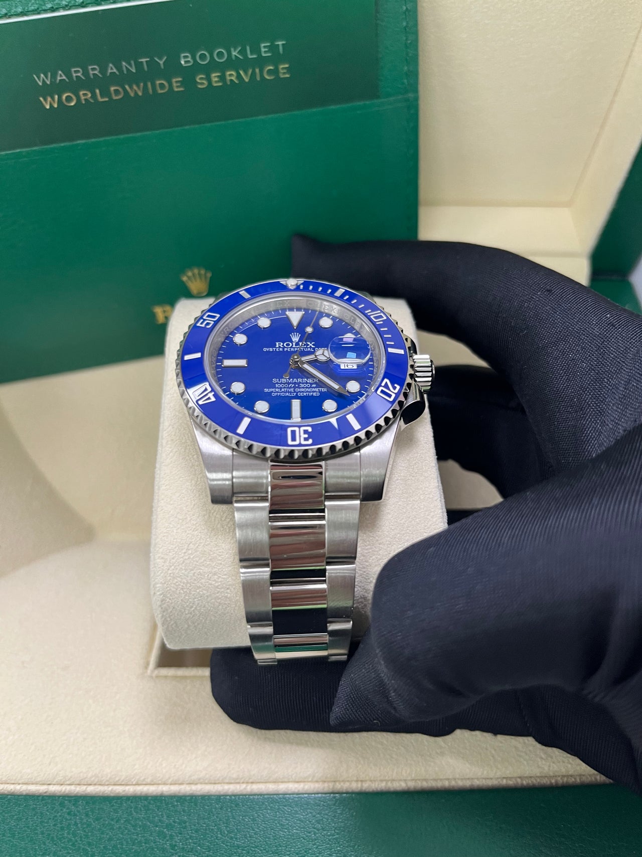 Rolex Submariner Date 40mm White Gold Blue Dial Smurf (Reference 116619LB)