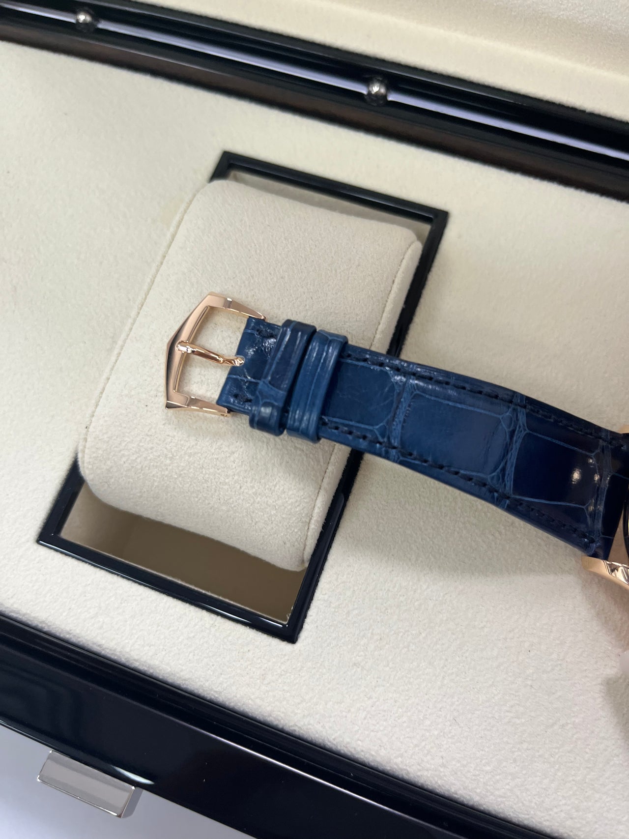 Patek Philippe Annual Calendar Chronograph 5905R-010 Blue Dial