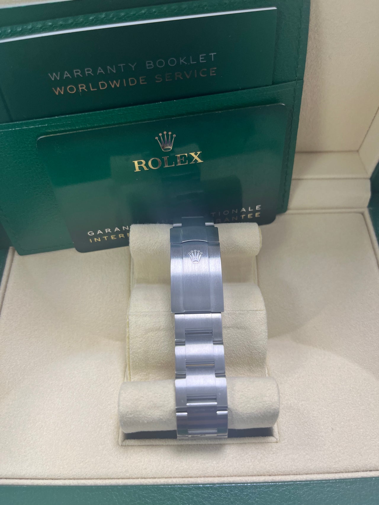 Rolex Oyster Perpetual 41 Black dial 124300