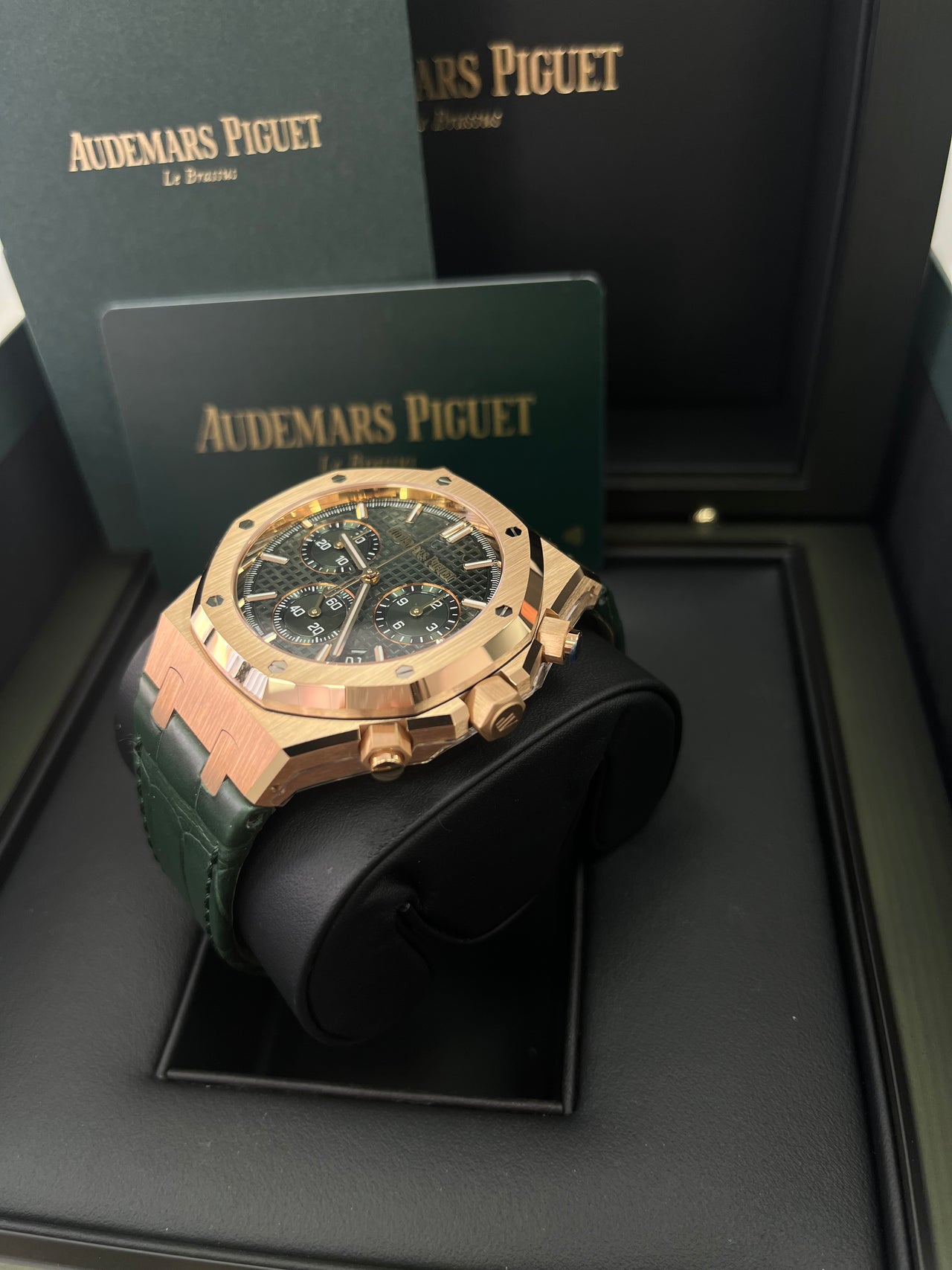 Audemars Piguet Royal Oak Chronograph Green Dial 26240OR.OO.D404CR.02