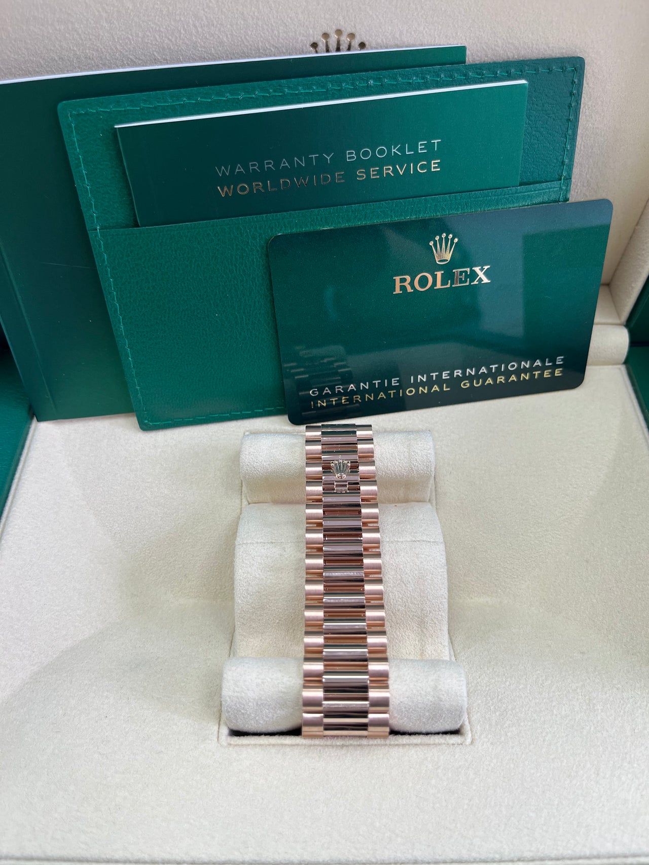 Rolex Day-Date 40 Fluted Bezel Sundust Baguette Diamond Dial President Bracelet 228235