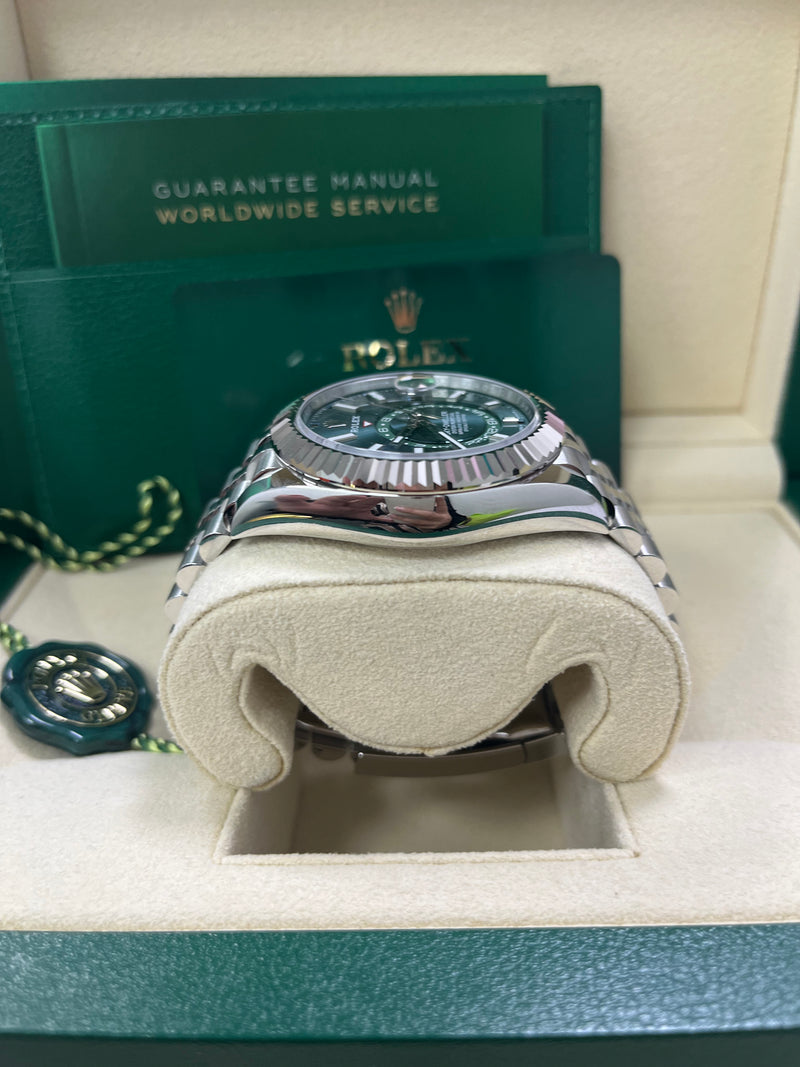 Rolex Sky-Dweller Mint Green Index Dial - Jubilee Bracelet 336934