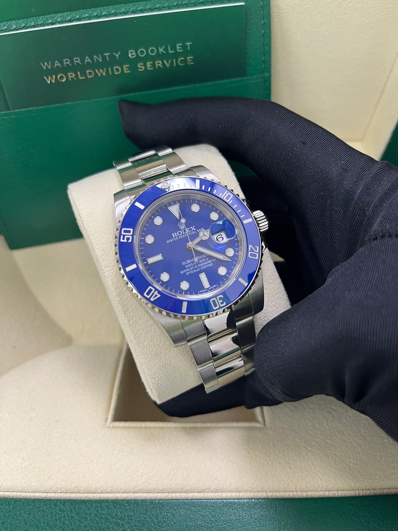 Rolex Submariner Date 40mm White Gold Blue Dial Smurf (Reference 116619LB)