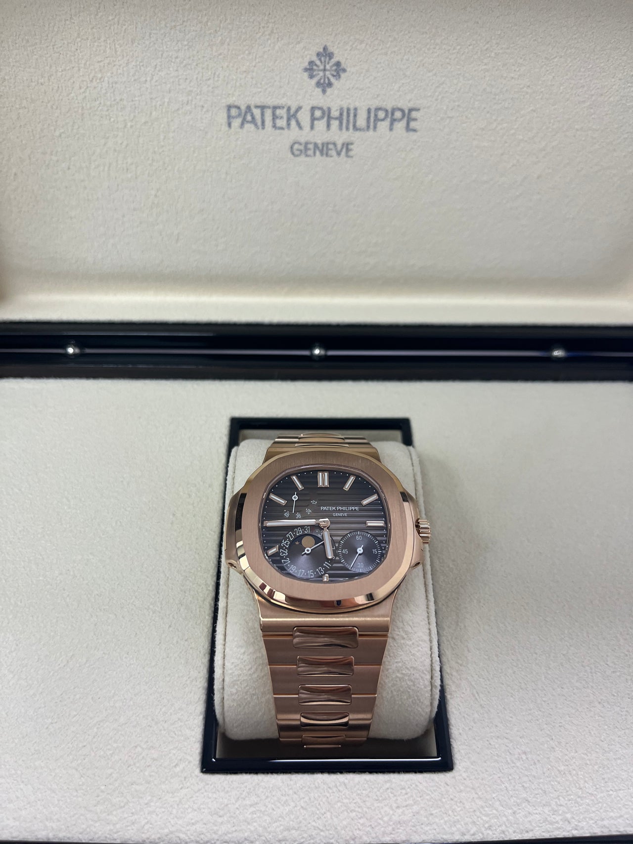 Patek Philippe Nautilus Moon Phase Rose Gold 40mm Brown Black Dial 5712/1R-001