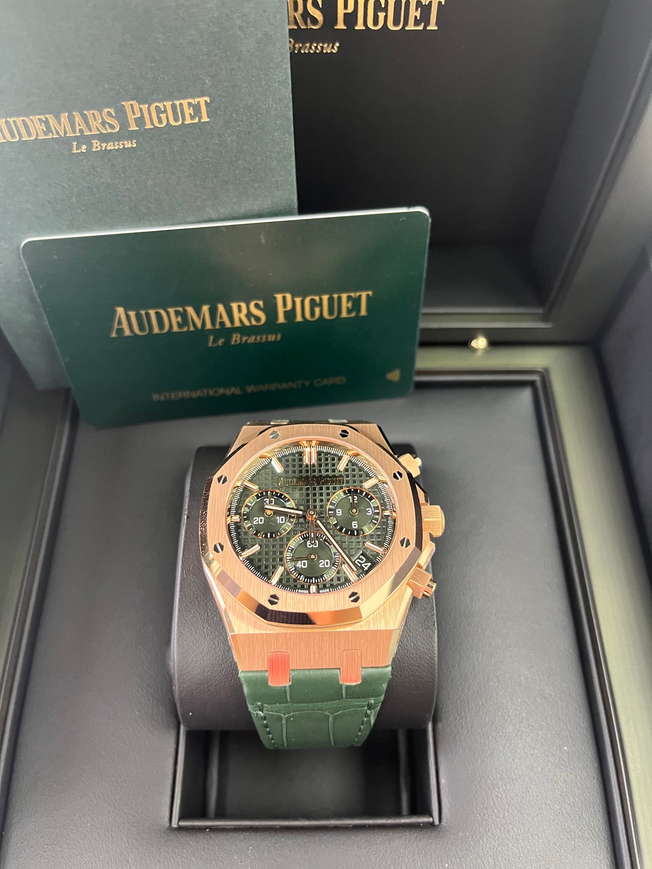 Audemars Piguet Royal Oak Chronograph Green Dial 26240OR.OO.D404CR.02