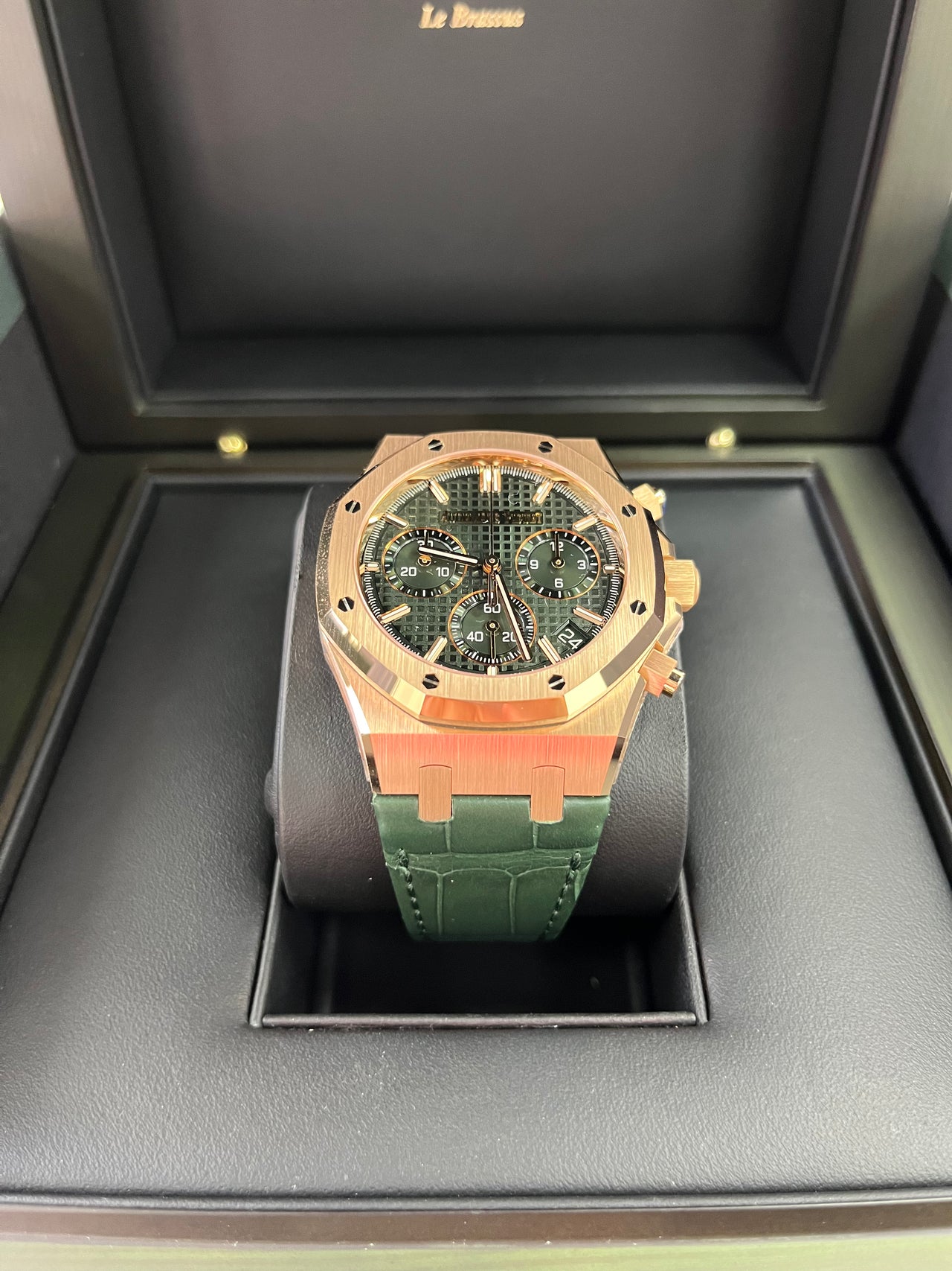 Audemars Piguet ROYAL OAK SELFWINDING CHRONOGRAPH “50TH ANNIVERSARY” GREEN DIAL GREEN STRAP (Ref # 26240OR.OO.D404CR.01)