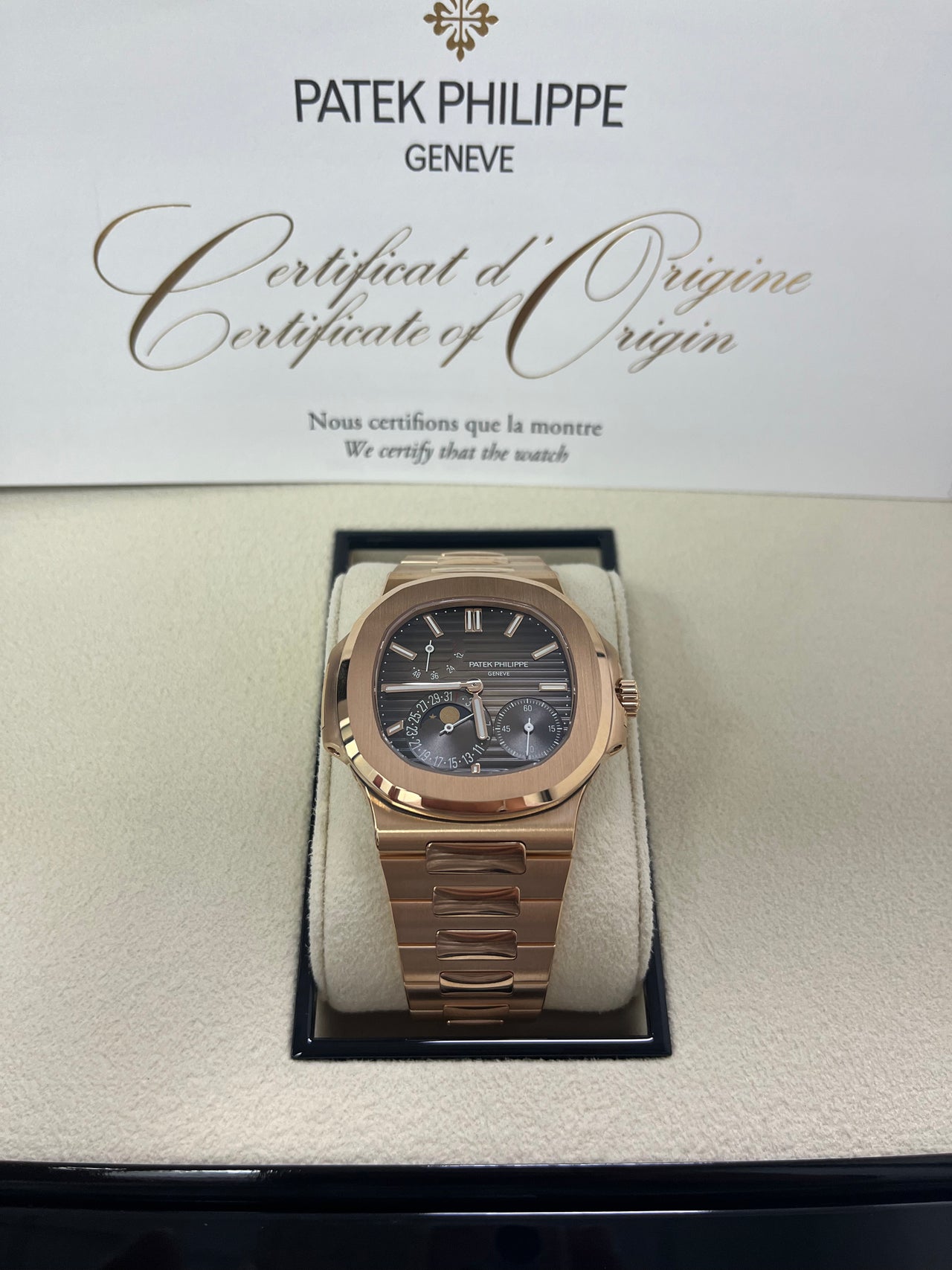 Patek Philippe Nautilus Moon Phase Rose Gold 40mm Brown Black Dial 5712/1R-001