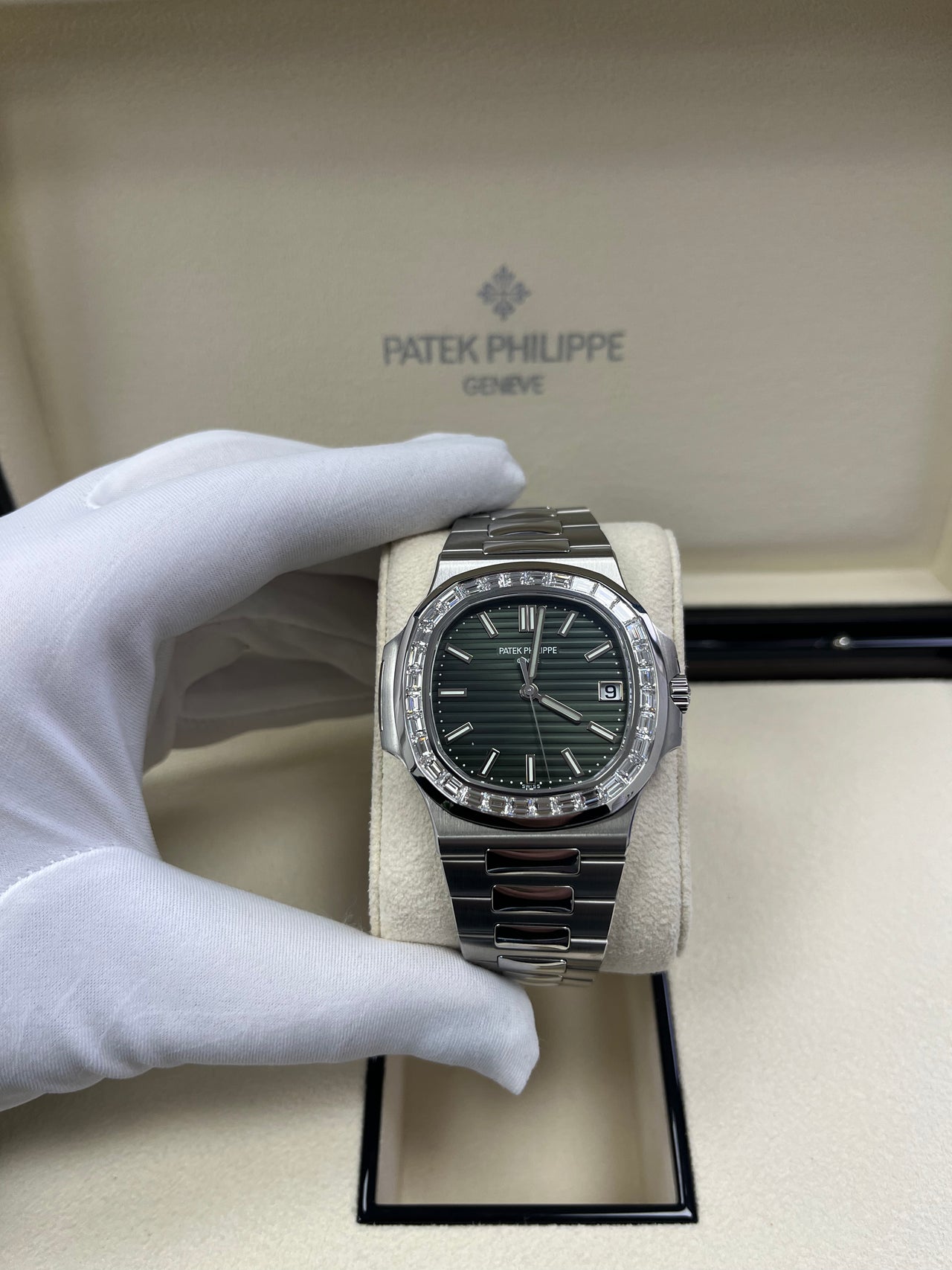 Patek Philippe Nautilus Green Dial Ref 5711 1300A 001 WatchesOff5th