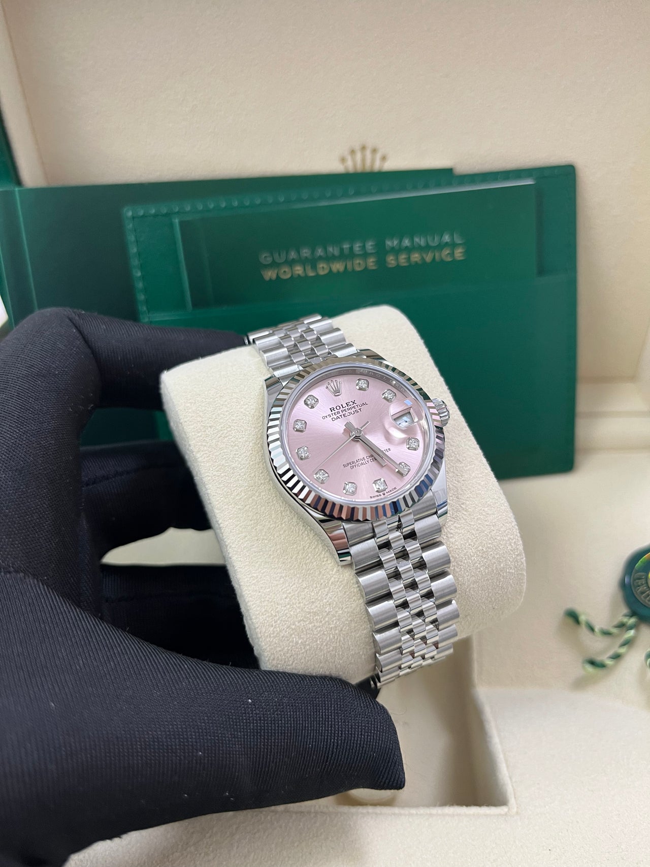 Rolex Datejust 31 Fluted Bezel Pink Diamond Dial Jubilee Bracelet 278274