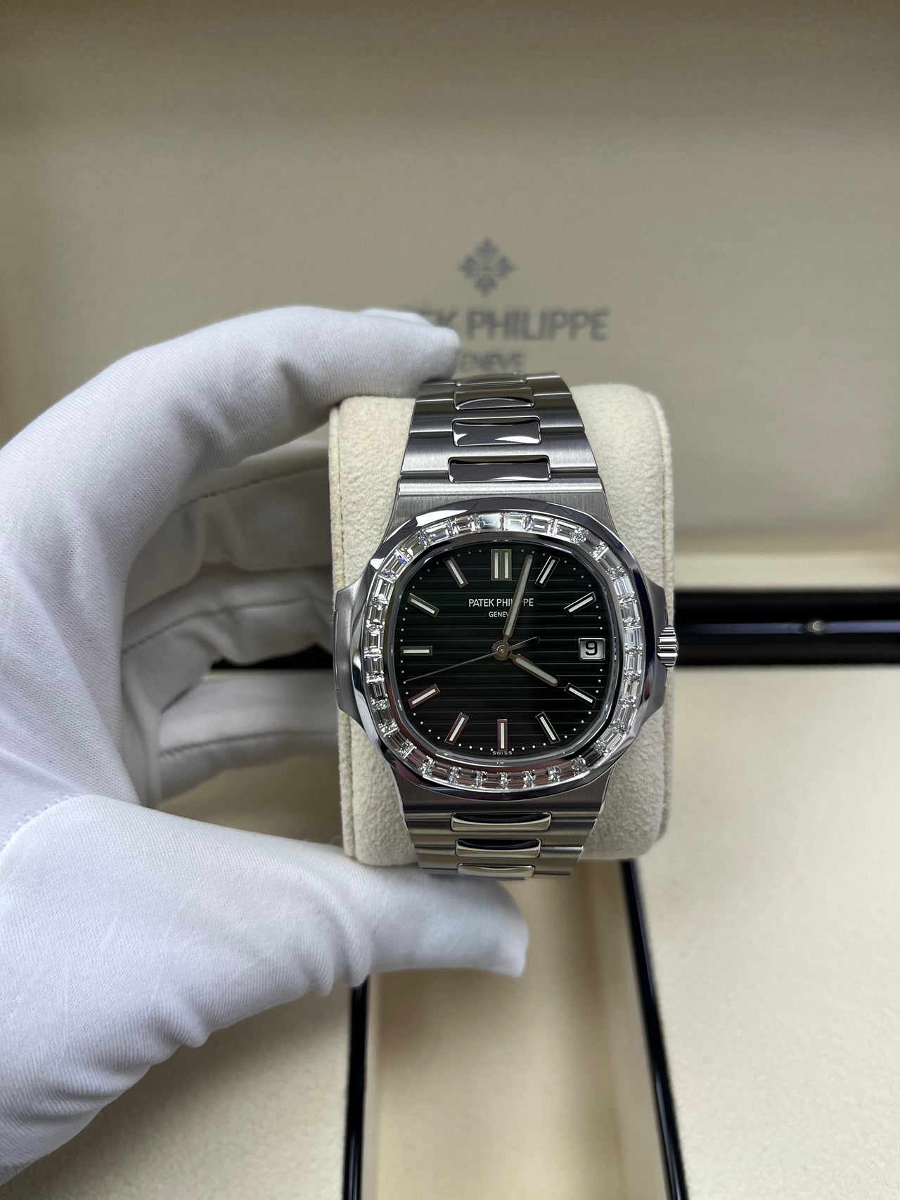 Patek Philippe Nautilus Green Dial Ref # 5711/1300A-001