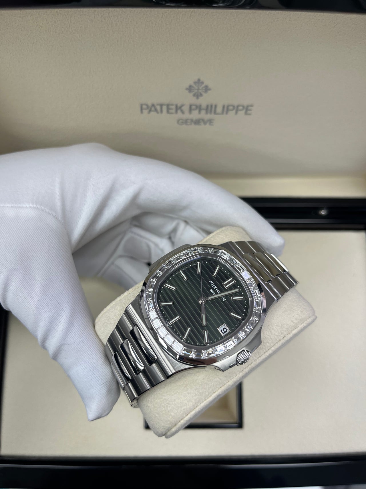 Patek Philippe Nautilus Green Dial Ref # 5711/1300A-001