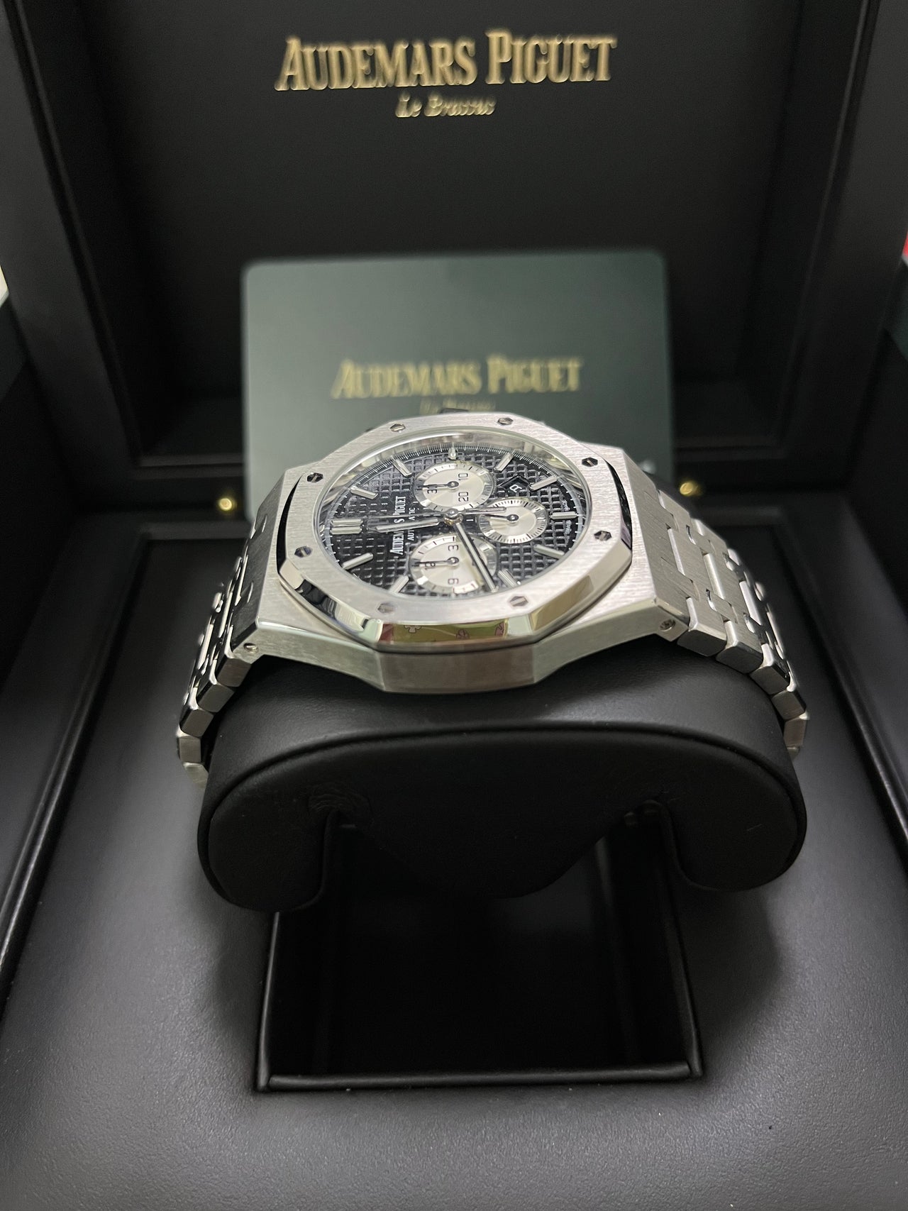 Audemars Piguet Royal Oak Selfwinding Chronograph/ Stainless Steel/ Black Dial/ White Sub-Dials (Ref#26331ST.OO.1220ST.02)