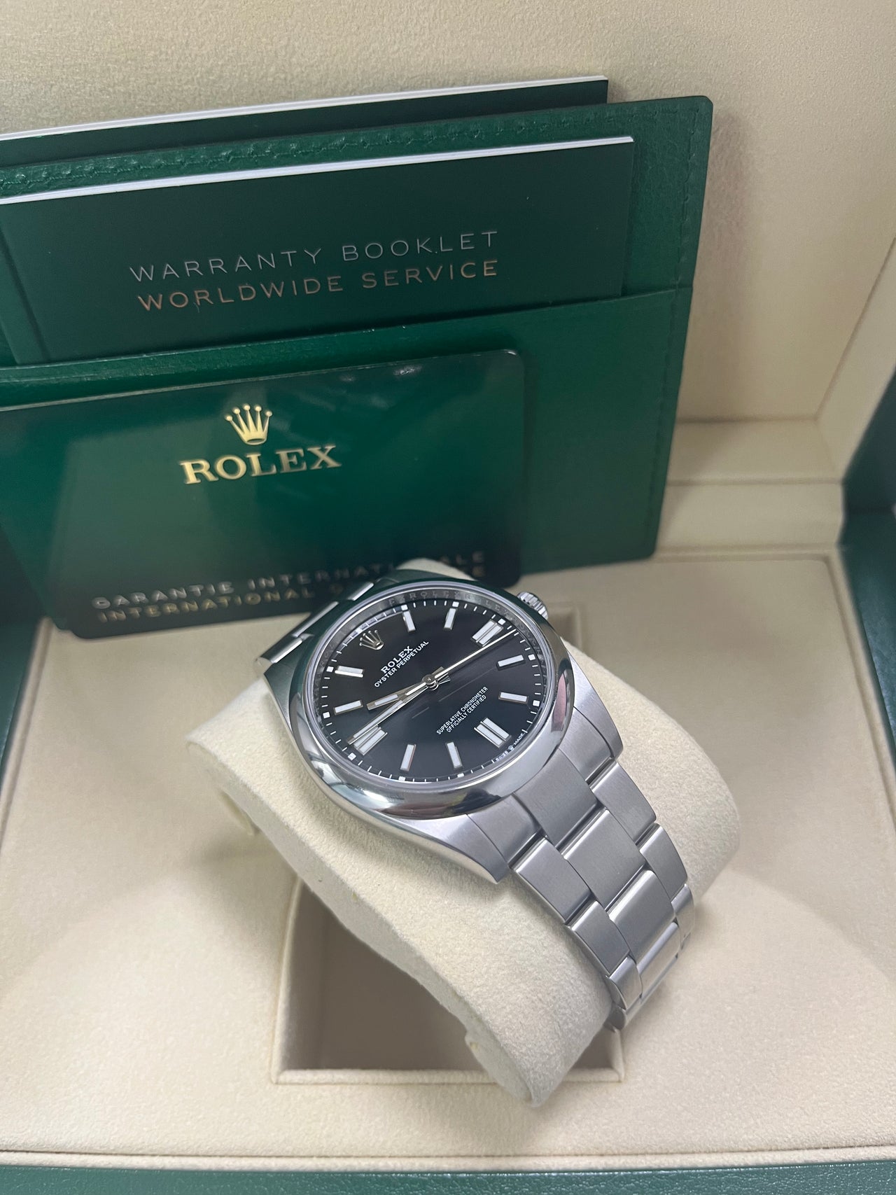 Rolex Oyster Perpetual 41 Black dial 124300