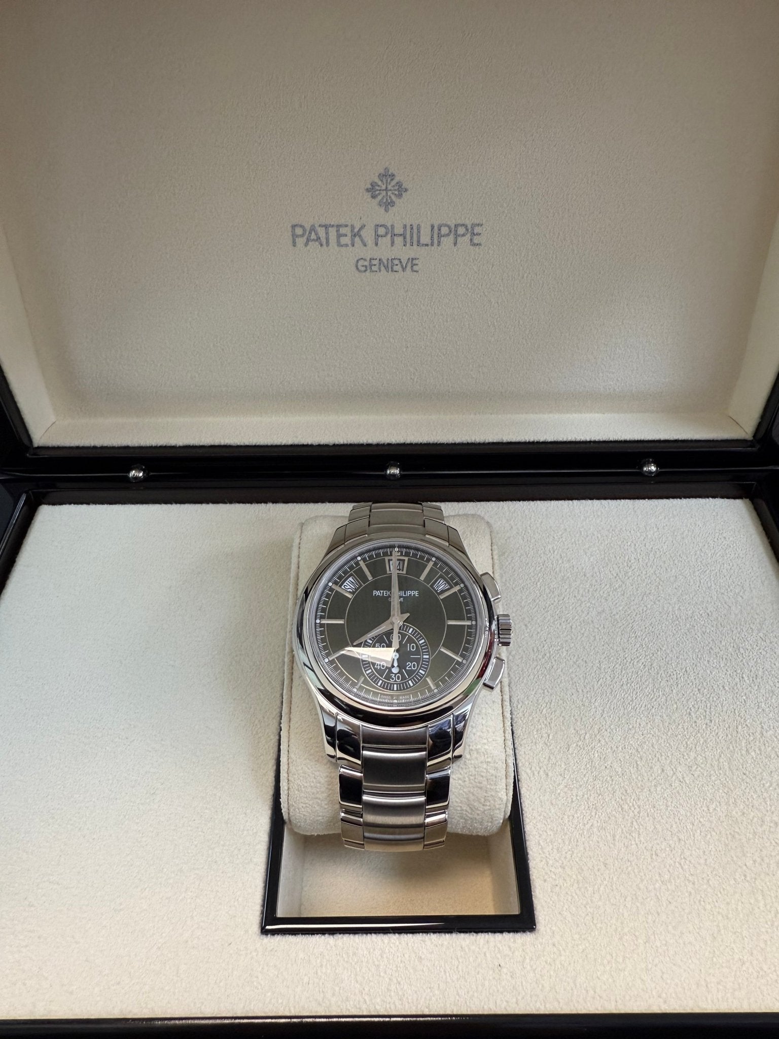 patek-philippe-annual-calendar