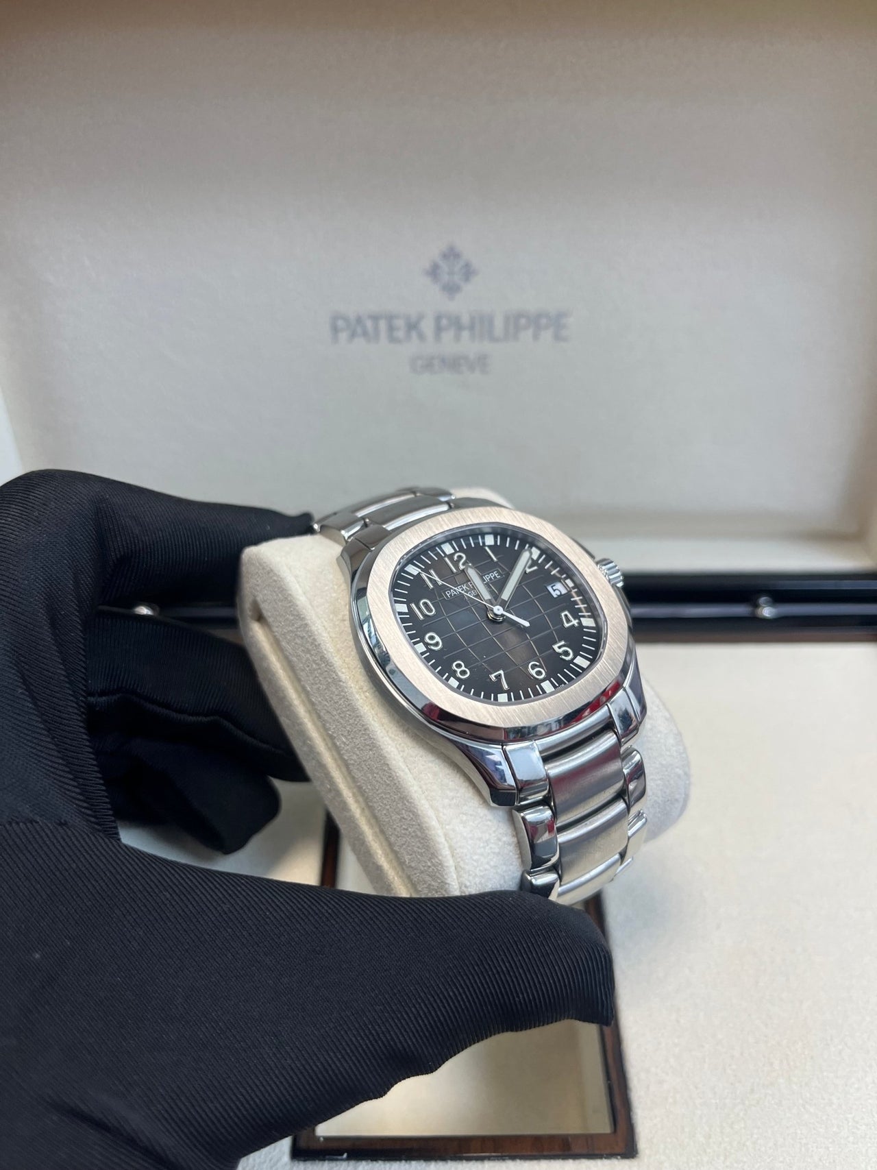 Patek Philippe Aquanaut Black Dial 5167/1A - 001 - WatchesOff5thWatch