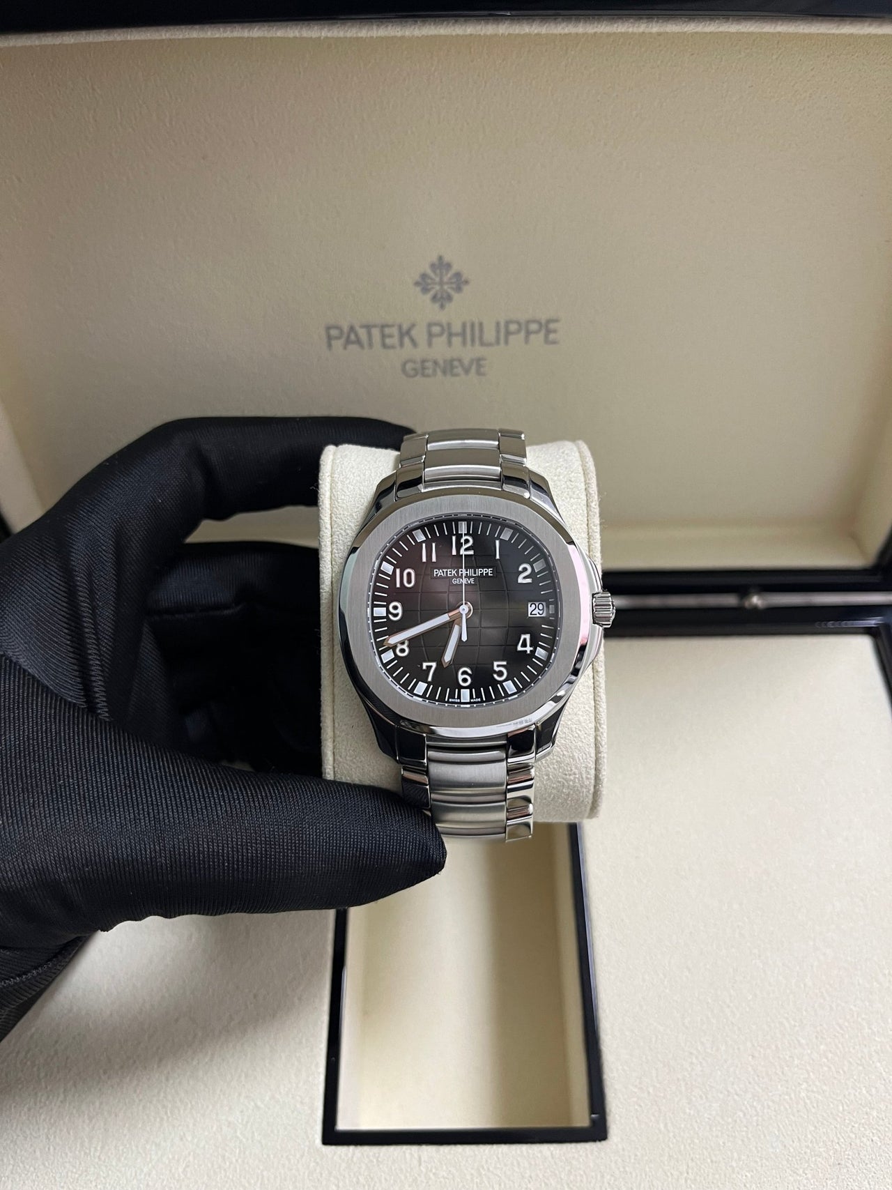 Patek Philippe Aquanaut Black Dial 5167/1A - 001 - WatchesOff5thWatch