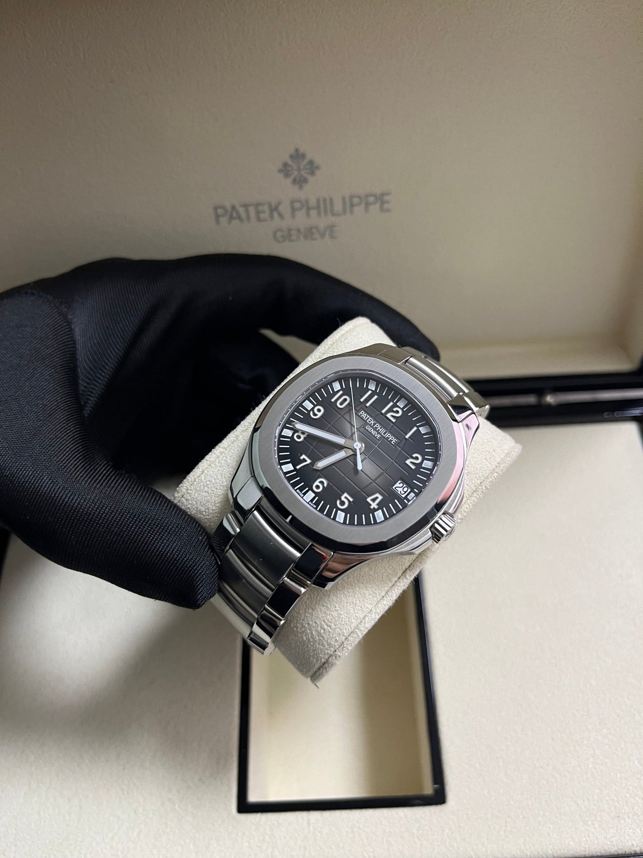 Patek Philippe Aquanaut Black Dial 5167/1A - 001 - WatchesOff5thWatch