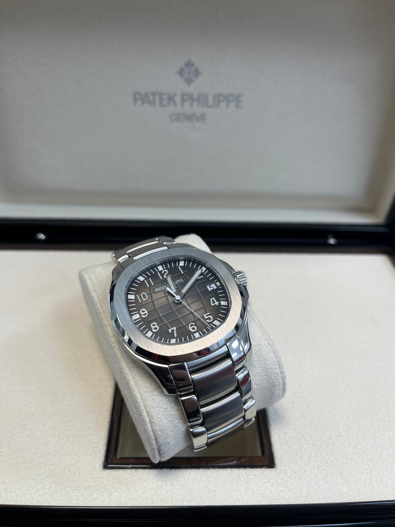 Patek Philippe Aquanaut Black Dial 5167/1A - 001 - WatchesOff5thWatch