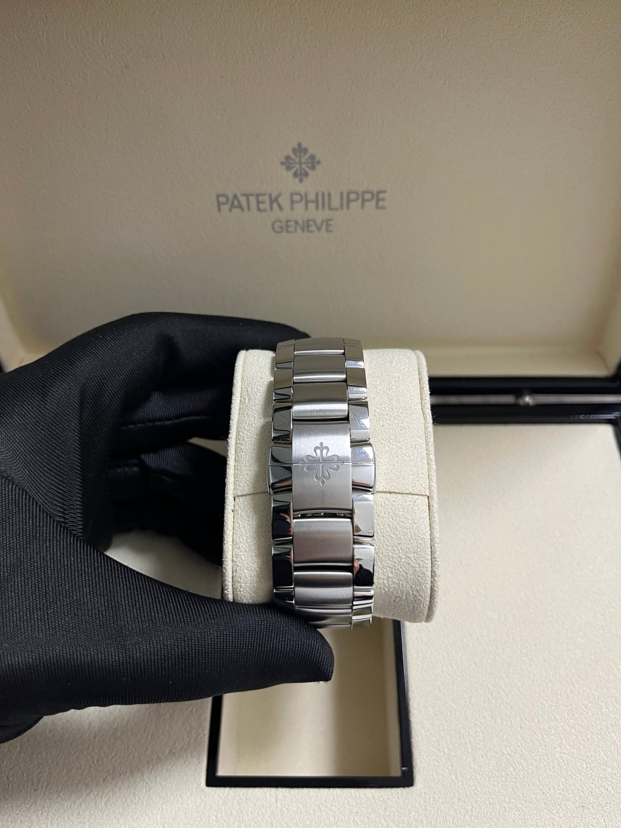 Patek Philippe Aquanaut Black Dial 5167/1A - 001 - WatchesOff5thWatch