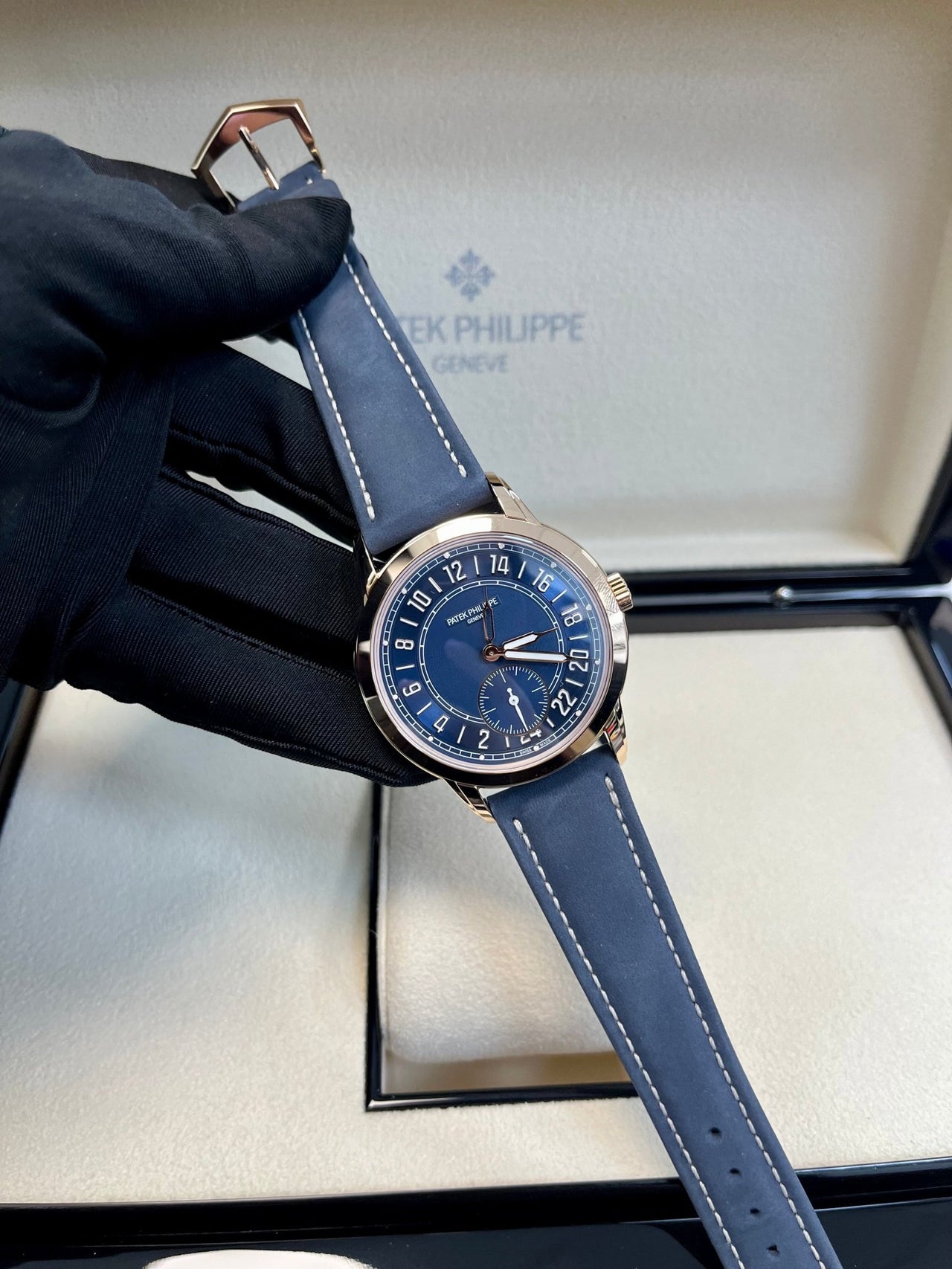 Patek Philippe Calatrava Complications Calatrava Travel Time Automatic Blue Dial Men's Watch 5224r - WatchesOff5thWatch