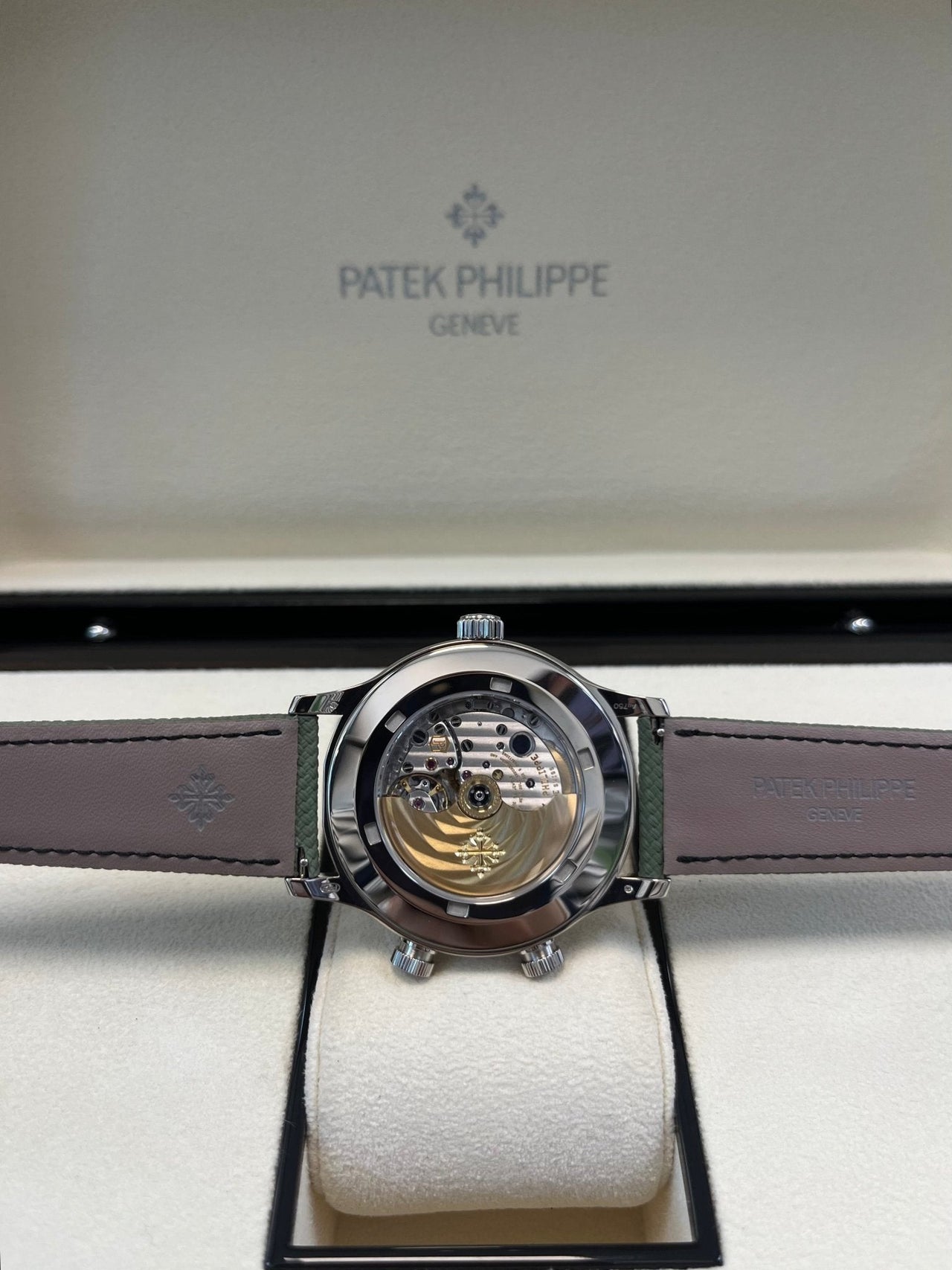 Patek Philippe Calatrava Pilot Travel Time 5524G - 010 - WatchesOff5thWatch